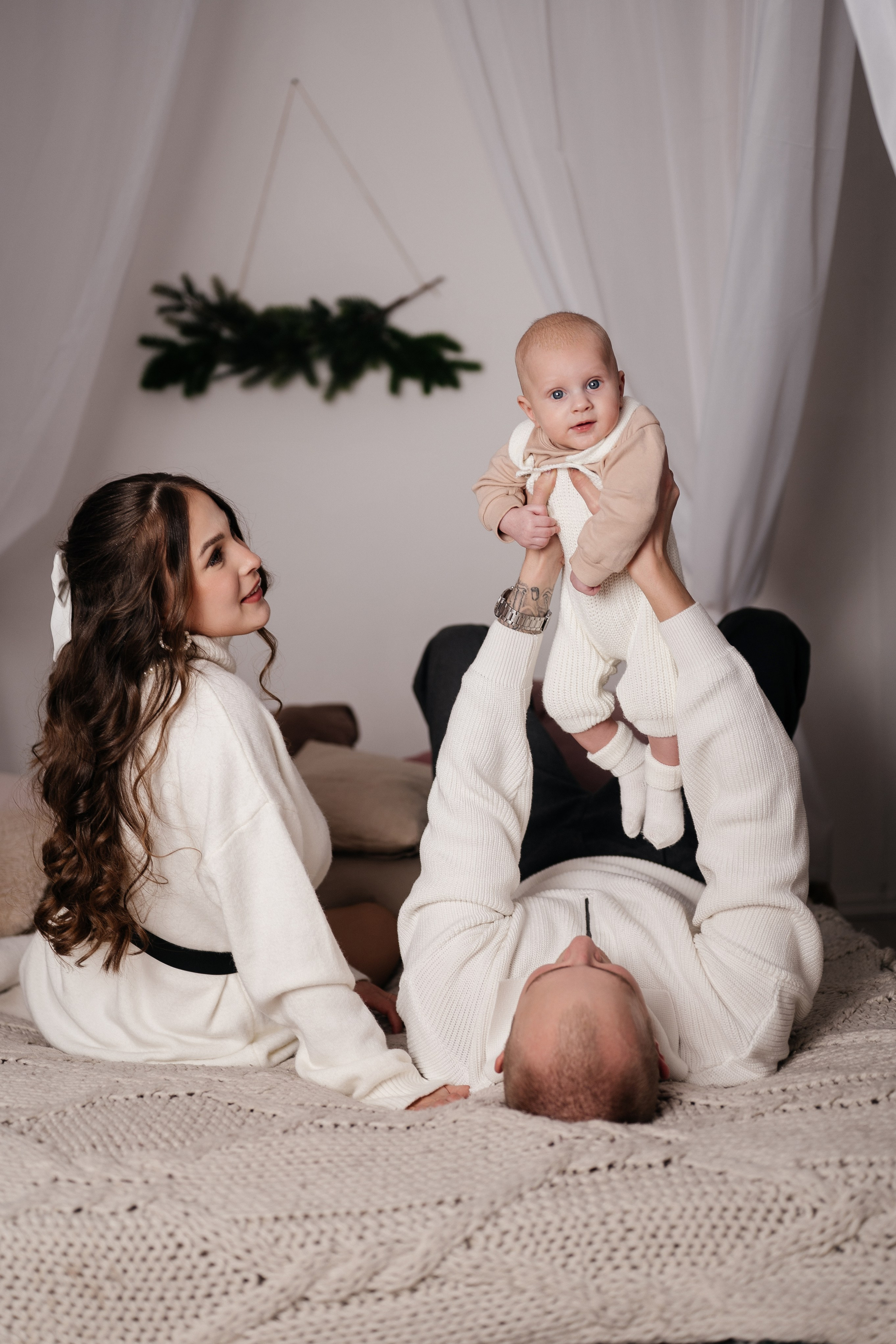 Михаил и&nbsp;Елена с&nbsp;сыночком