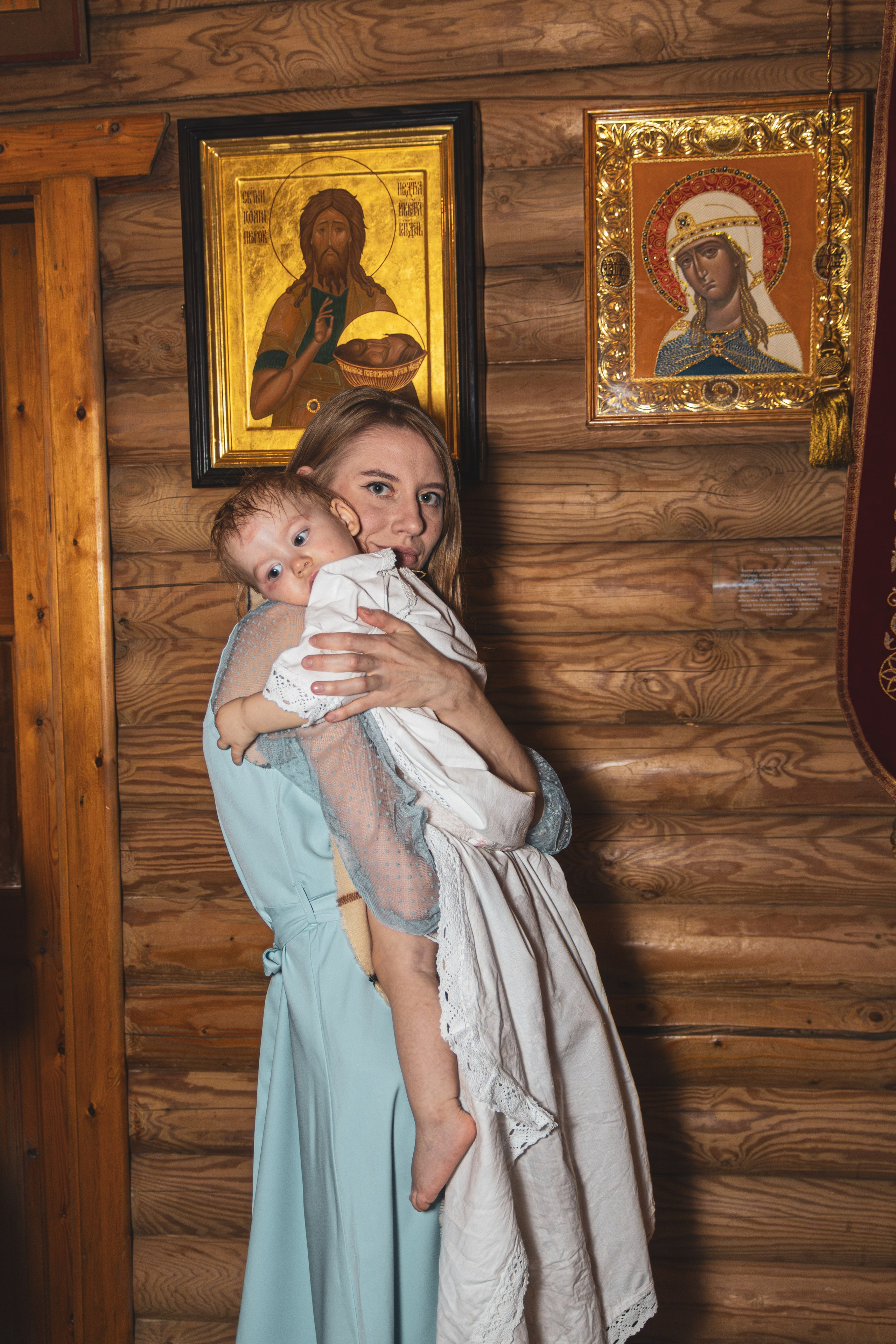 Фотограф крестин в Ростове на Дону, фотография в церке, храме, съёмка крестин в Ростове