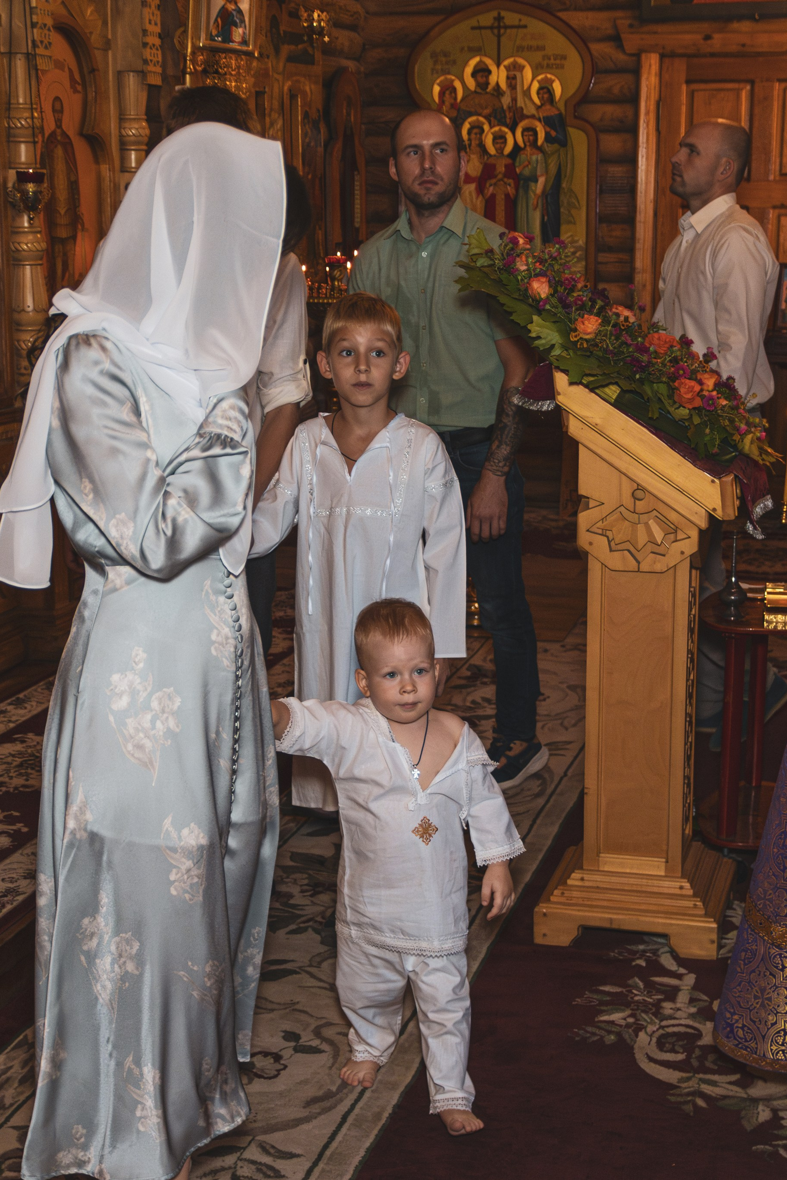 Фотограф крестин в Ростове на Дону, фотография в церке, храме, съёмка крестин в Ростове