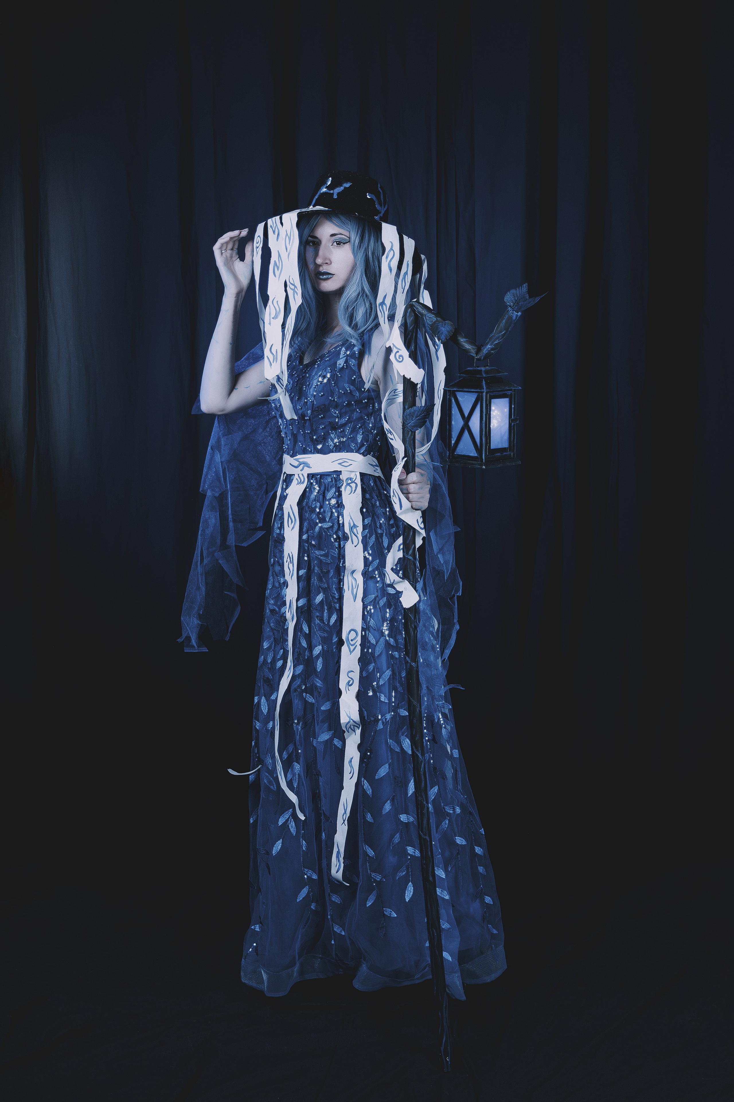 Креативный фотопроект в Ростове-на-Дону в образах Огненного пантеона. Огненный персонажи на творческой съёмке в Ростове-на-Дону. Женский фотограф в Ростове-на-Дону.