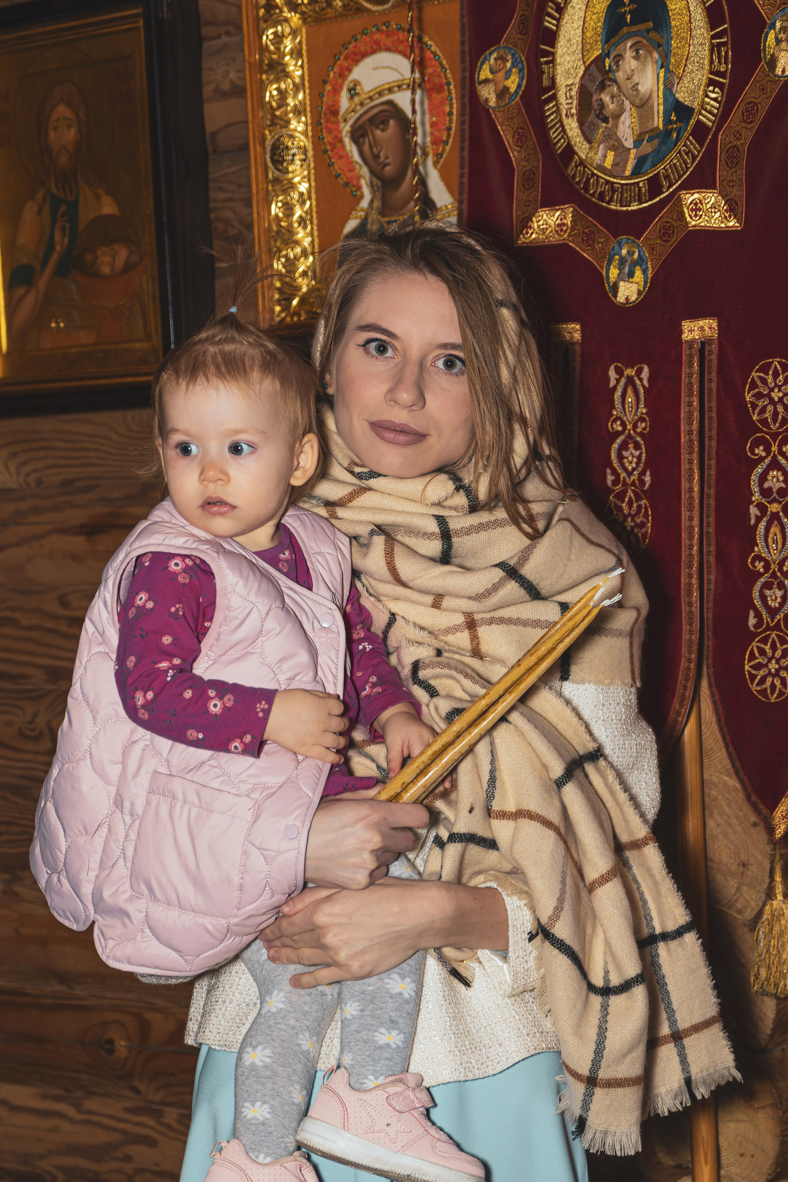 Фотограф крестин в Ростове на Дону, фотография в церке, храме, съёмка крестин в Ростове