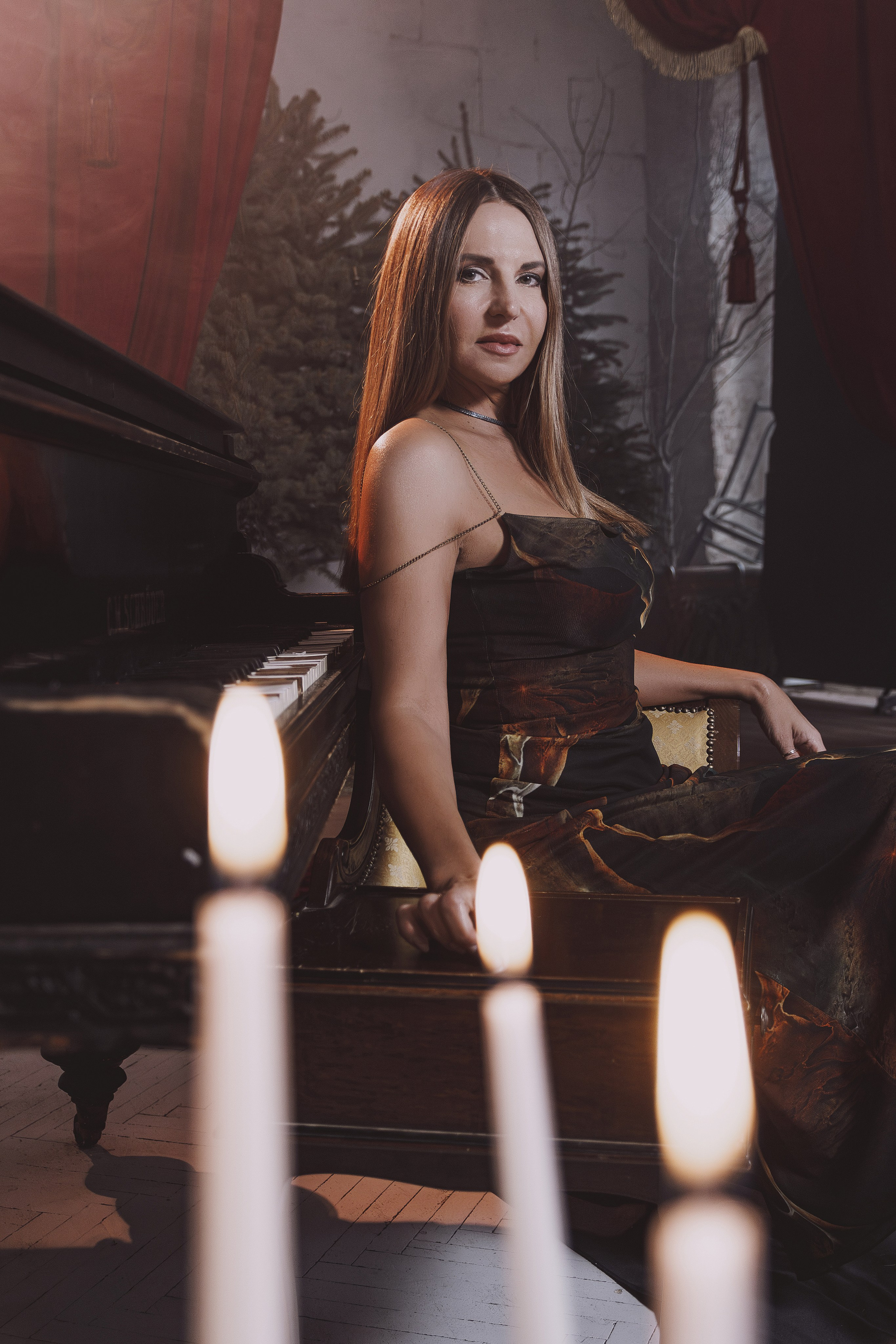 Женская фотосессия в платье в красивой локации в Ростове-на-Дону. Съёмка НЮ в Ростове-на-Дону.