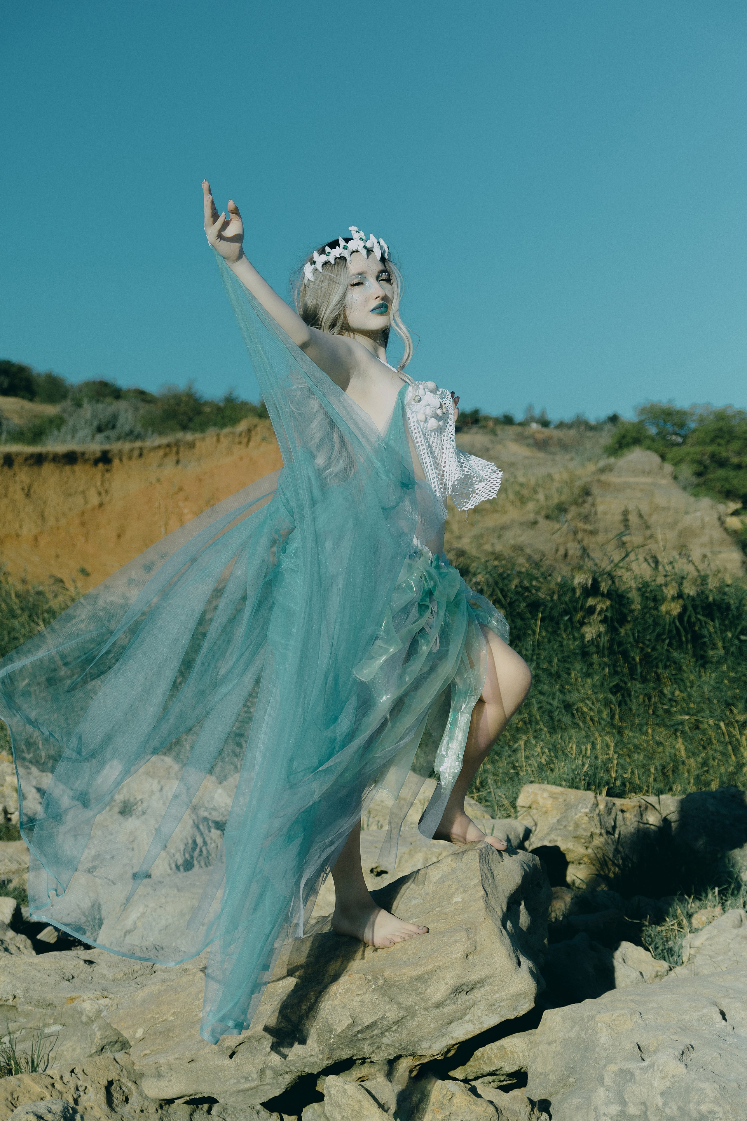 Фэнтези морской фотопроект в Ростове-на-Дону. Креативный фэнтези проект на тему моря в Ростове-на-Дону. Арт фотограф LaKazaretto портфолио. Женский фотограф Антон Казарин в Ростове-на-Дону.