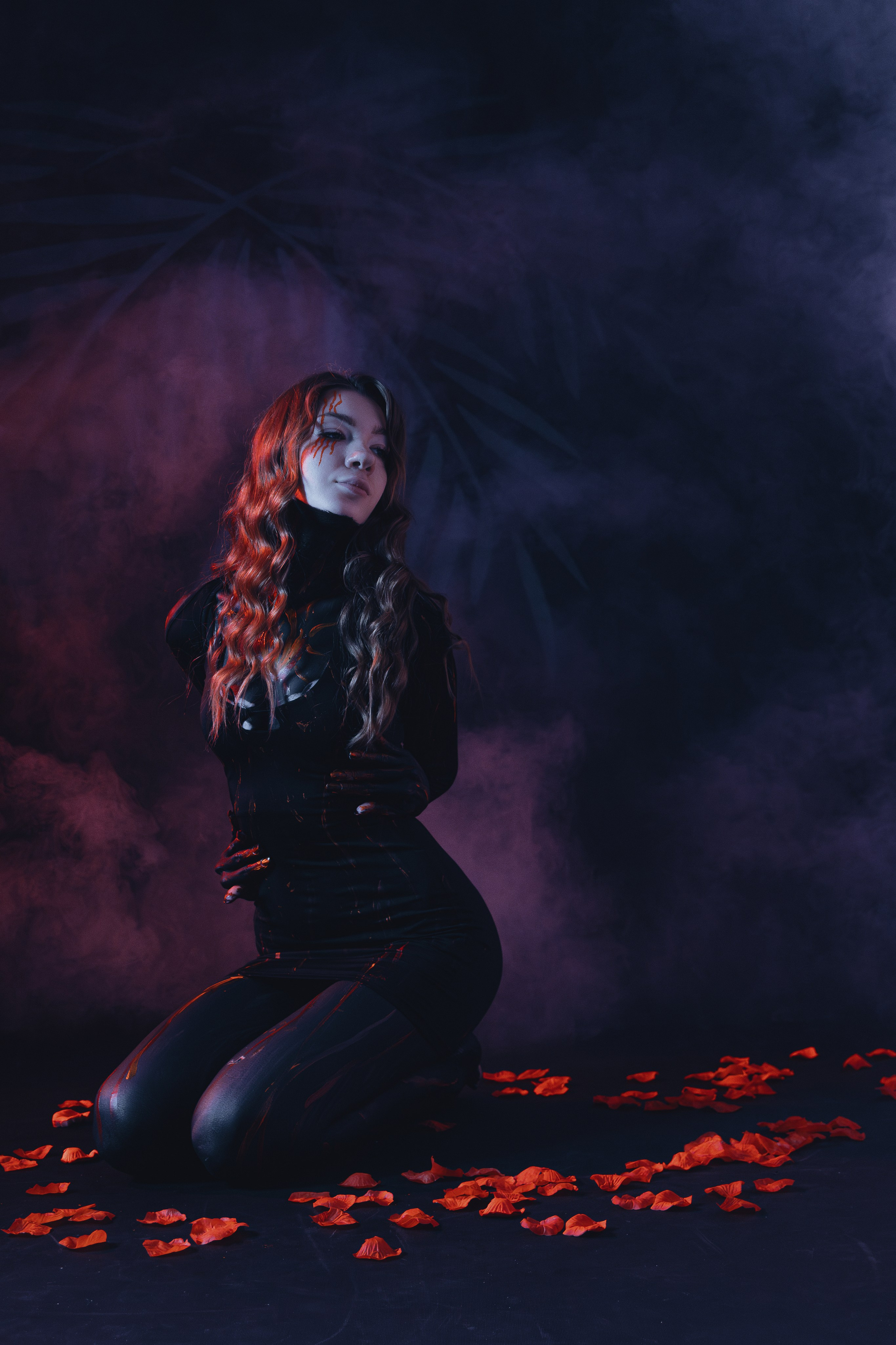 Креативный фотопроект в Ростове-на-Дону в образах Огненного пантеона. Огненный персонажи на творческой съёмке в Ростове-на-Дону. Женский фотограф в Ростове-на-Дону.