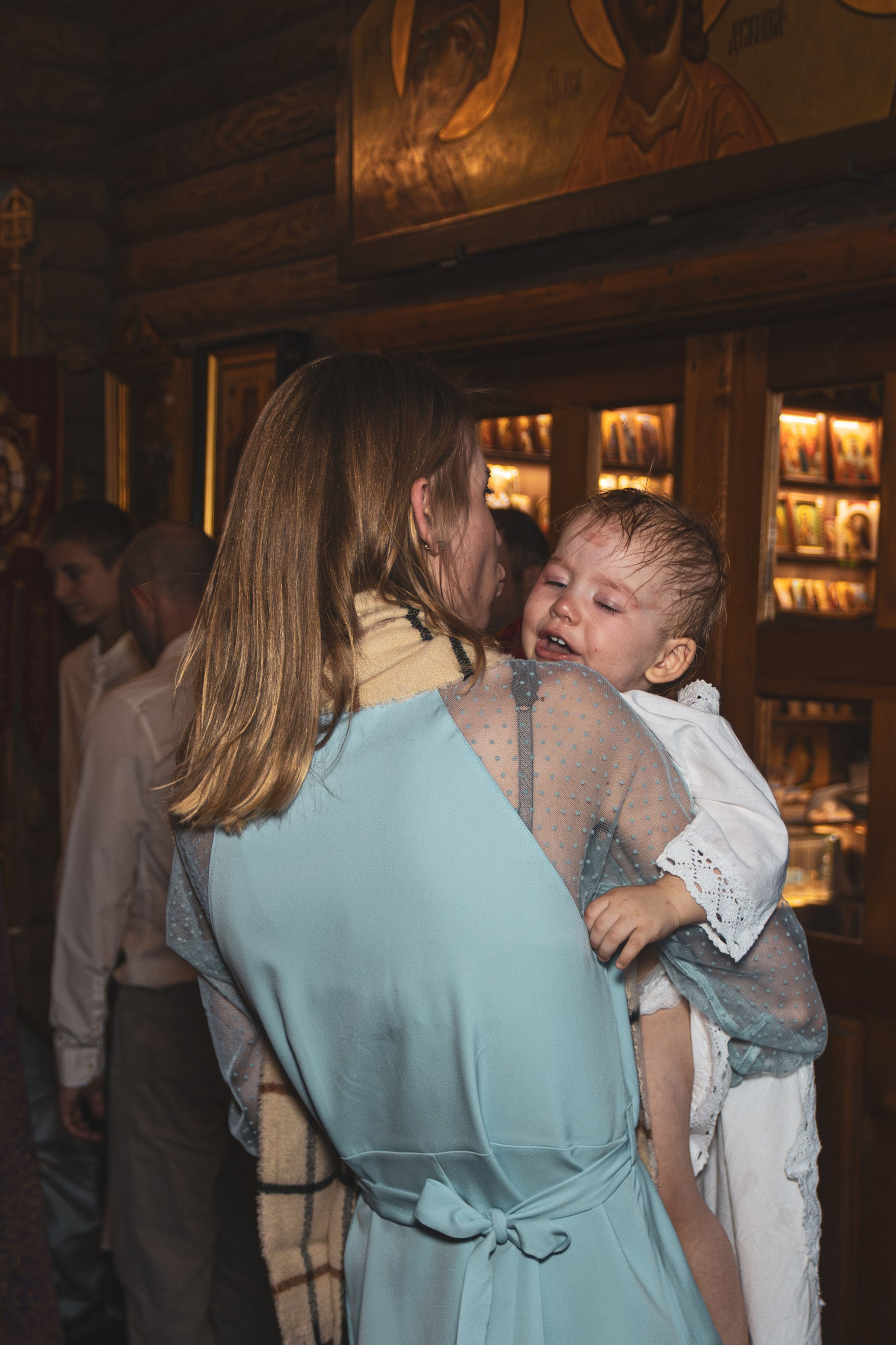 Фотограф крестин в Ростове на Дону, фотография в церке, храме, съёмка крестин в Ростове