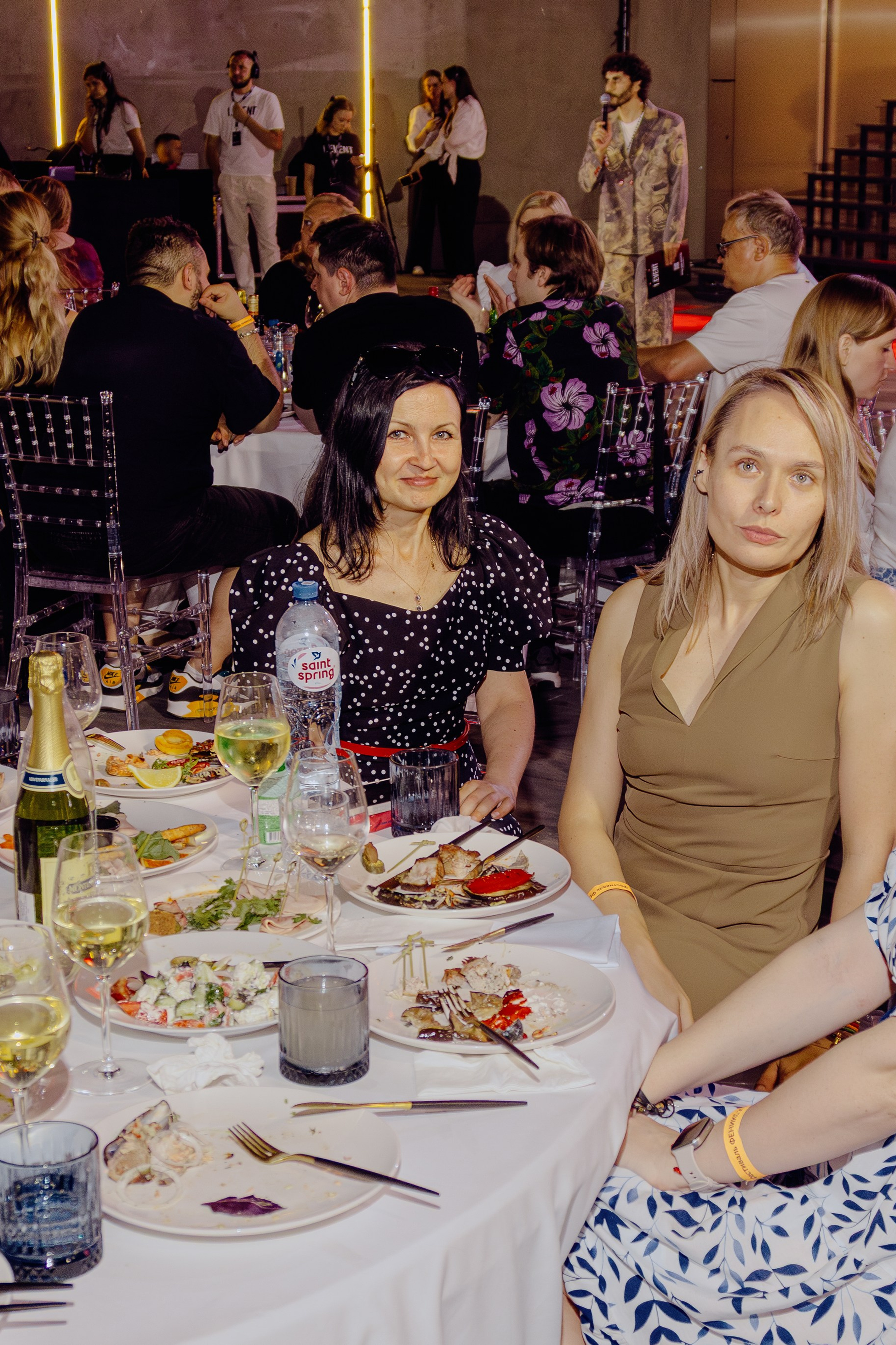 Репортажная съёмка корпоратива компании Феникс. Портретный фотограф в Ростове-на-Дону Антон Казарин