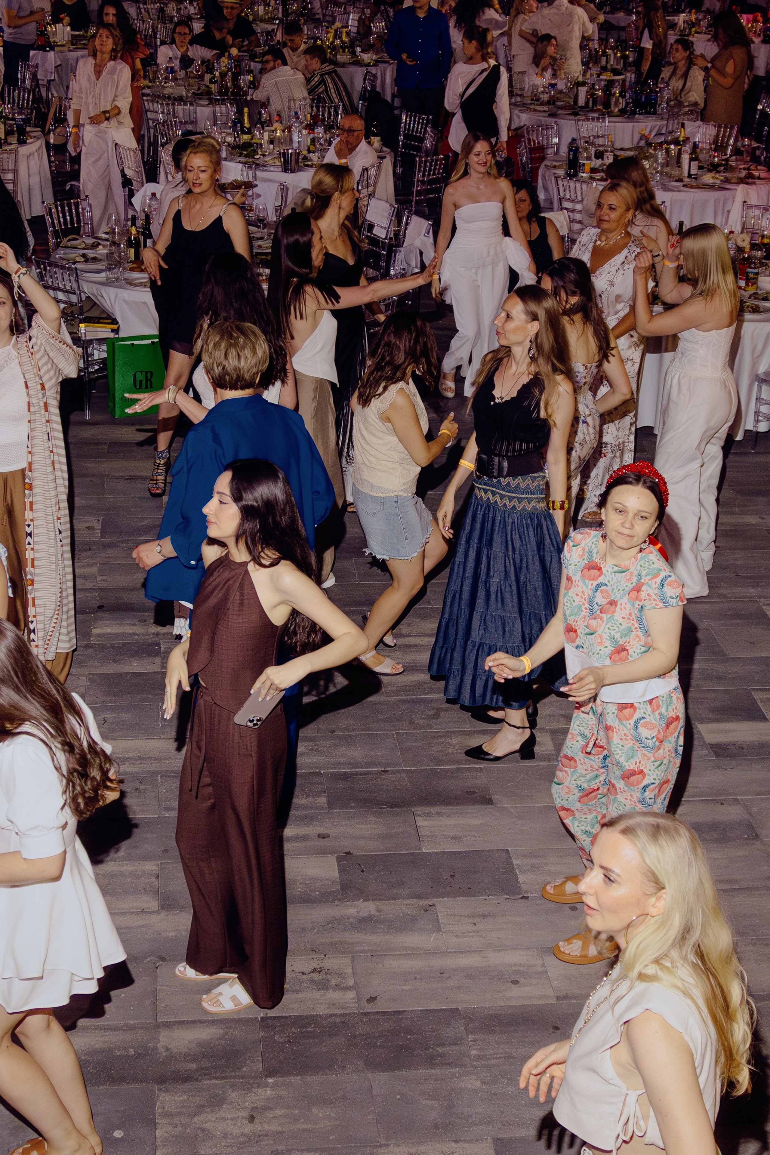 Репортажная съёмка корпоратива компании Феникс. Портретный фотограф в Ростове-на-Дону Антон Казарин