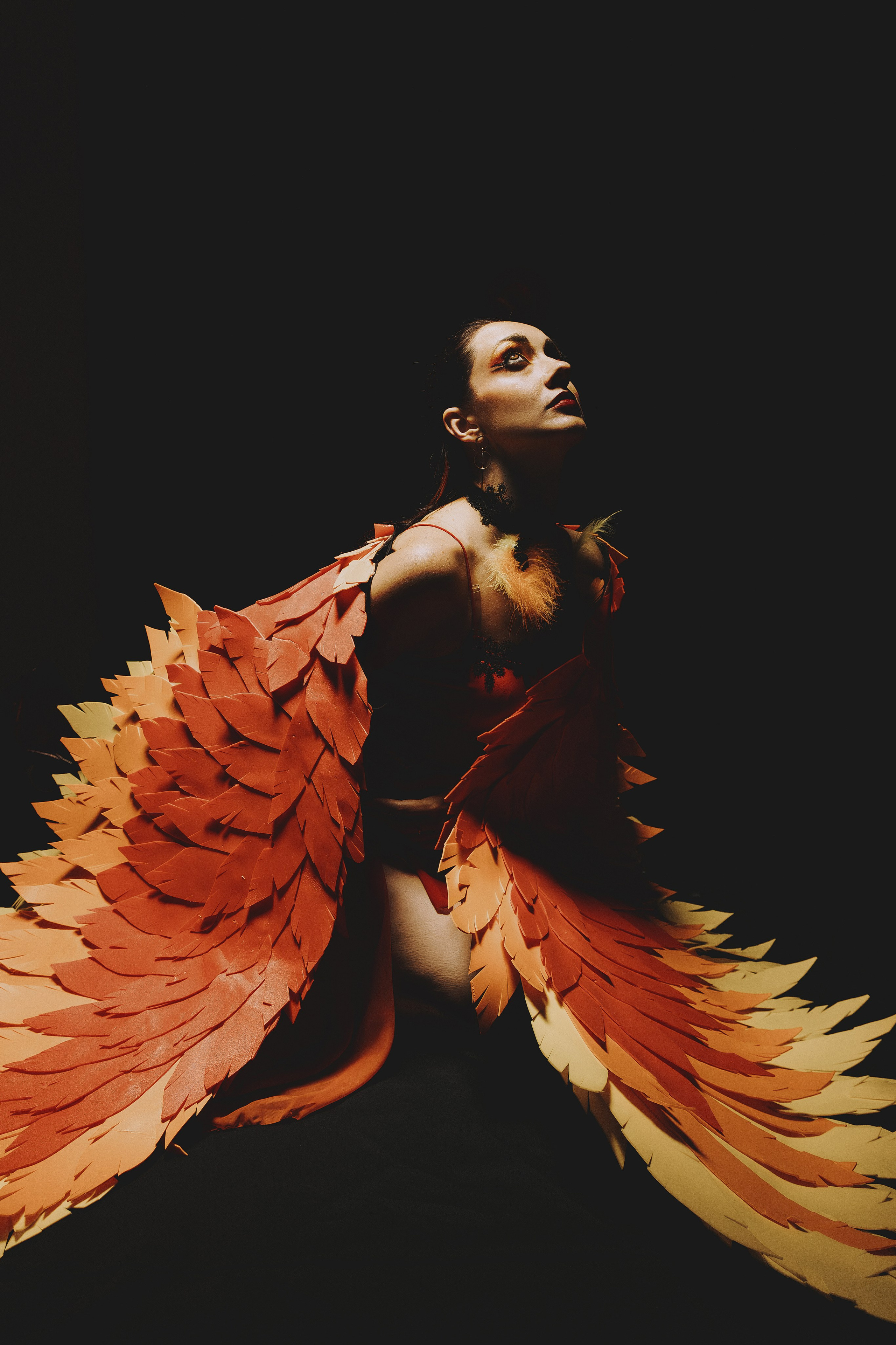 Креативный фотопроект в Ростове-на-Дону в образах Огненного пантеона. Огненный персонажи на творческой съёмке в Ростове-на-Дону. Женский фотограф в Ростове-на-Дону.