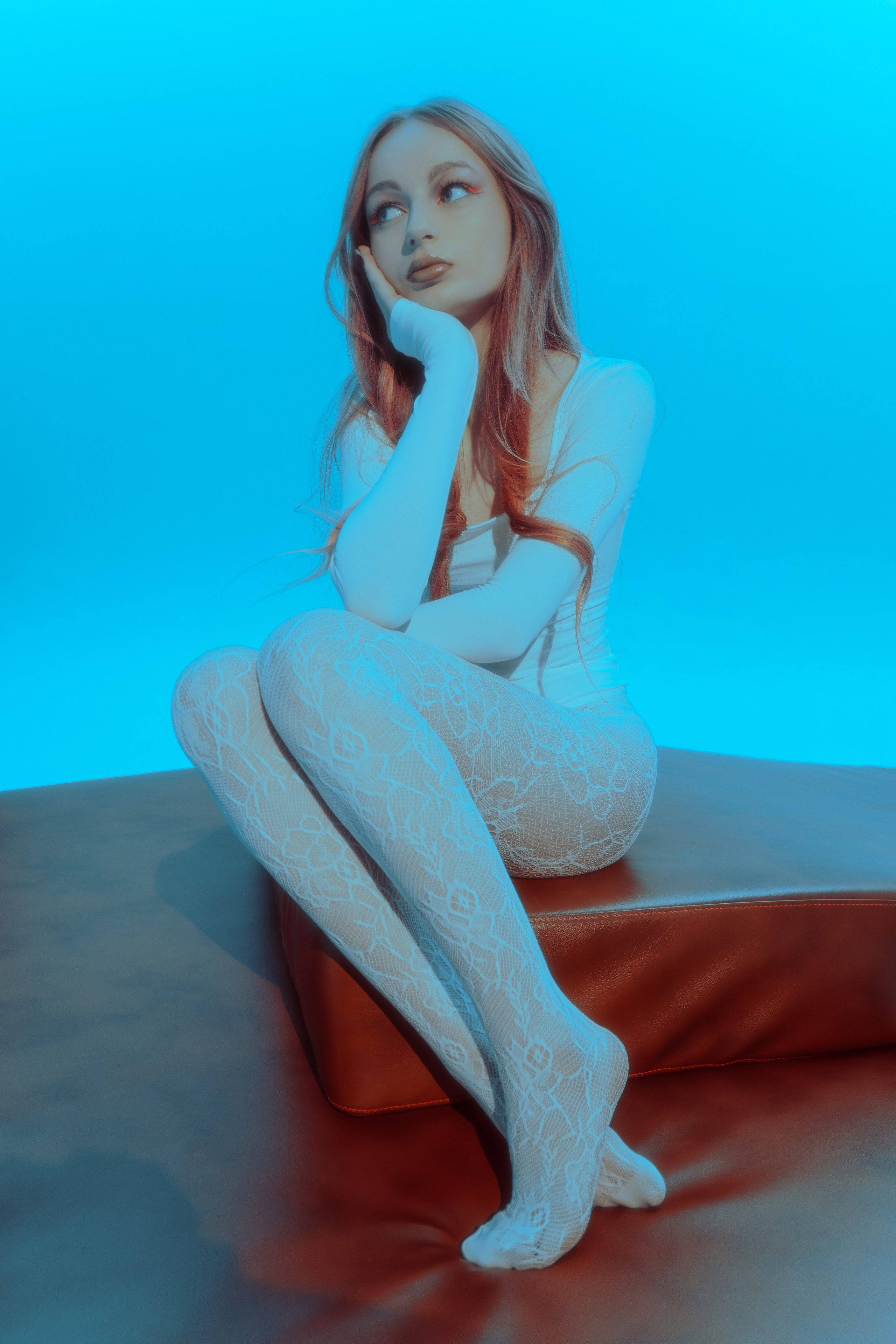 Нежная фотосессия с Алёной в Ростове. Эстетика женского тела, женский фотограф в Ростове-на-Дону. Портретный фотограф, женский портрет в боди