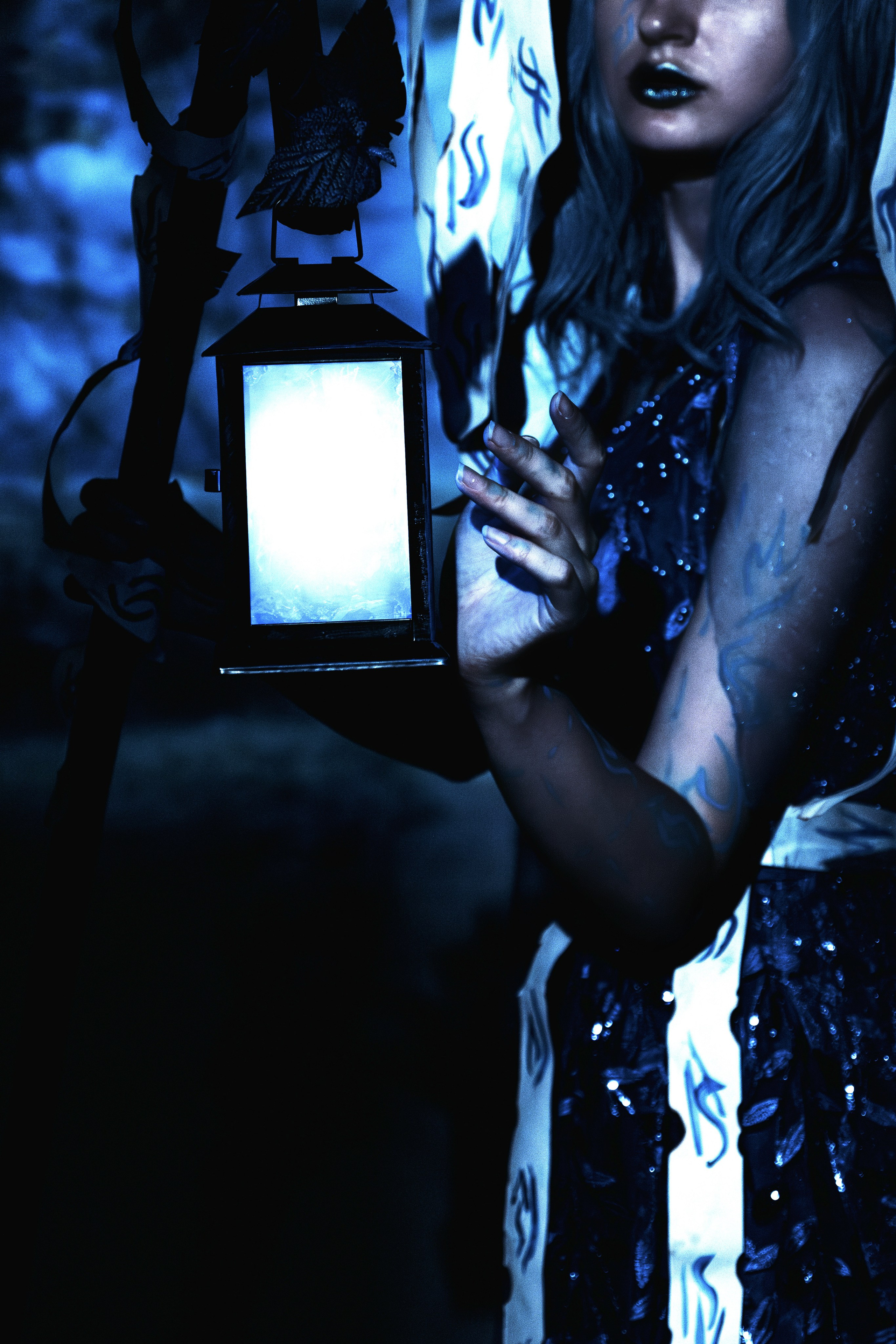 Креативный фотопроект в Ростове-на-Дону в образах Огненного пантеона. Огненный персонажи на творческой съёмке в Ростове-на-Дону. Женский фотограф в Ростове-на-Дону.