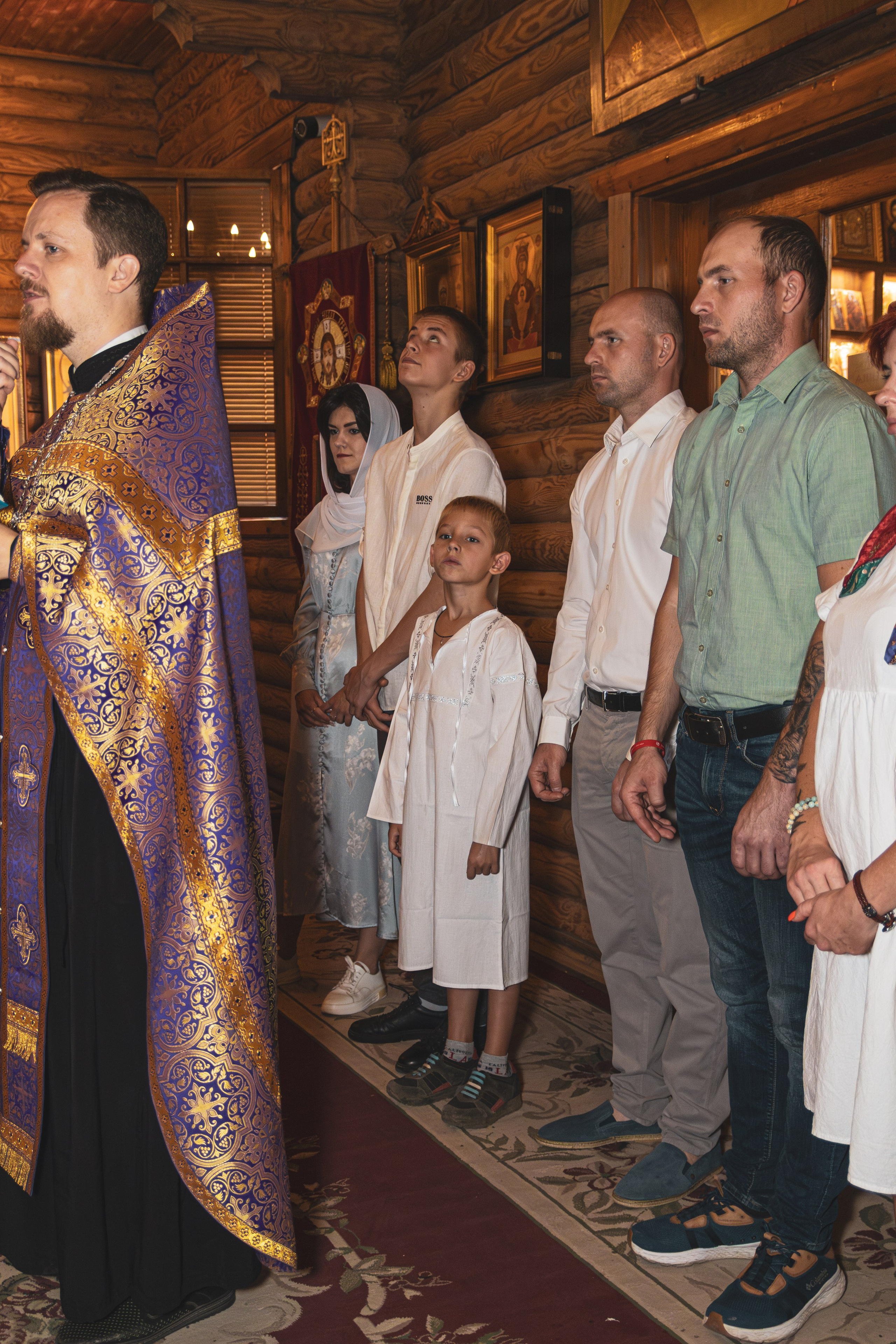 Фотограф крестин в Ростове на Дону, фотография в церке, храме, съёмка крестин в Ростове