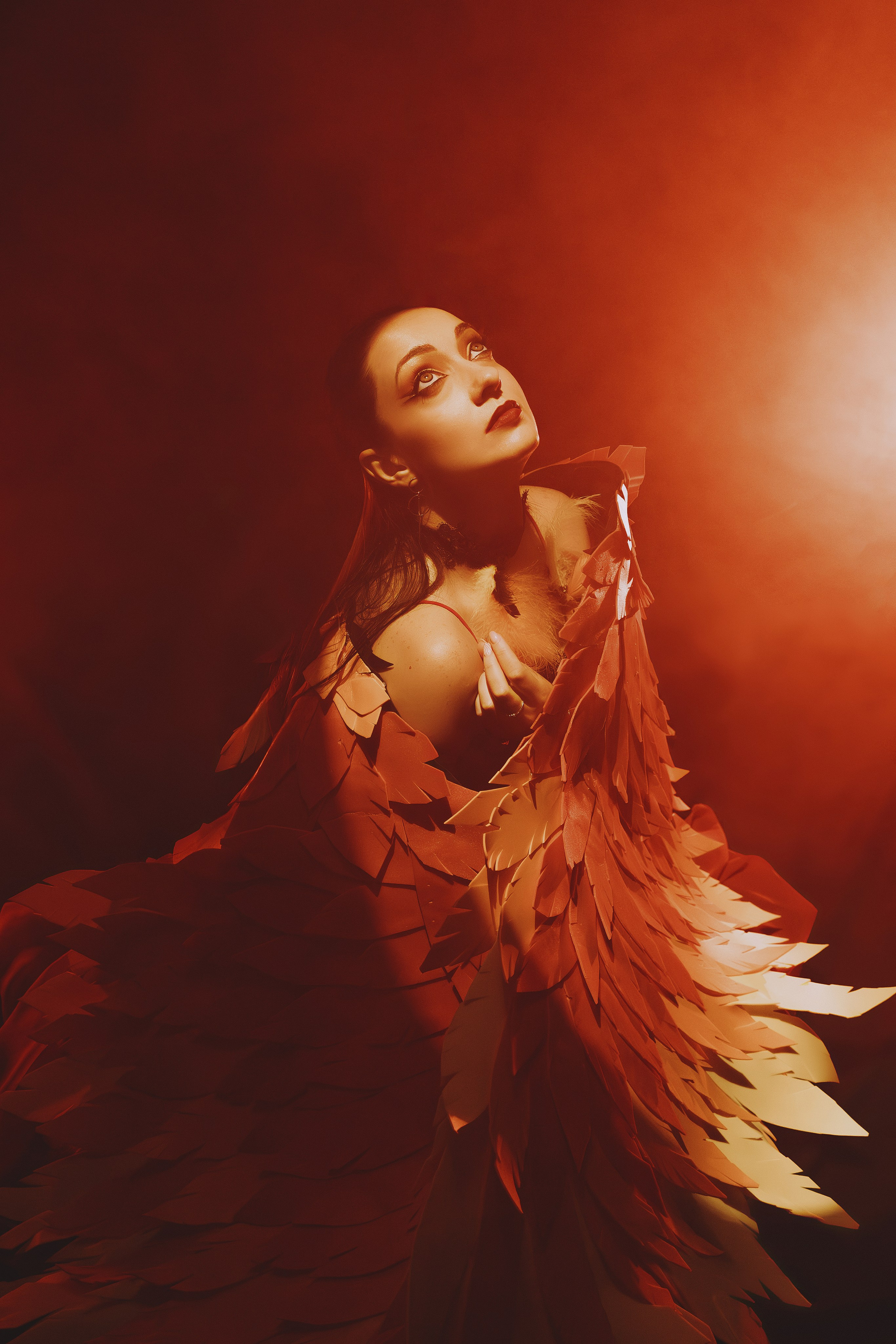 Креативный фотопроект в Ростове-на-Дону в образах Огненного пантеона. Огненный персонажи на творческой съёмке в Ростове-на-Дону. Женский фотограф в Ростове-на-Дону.