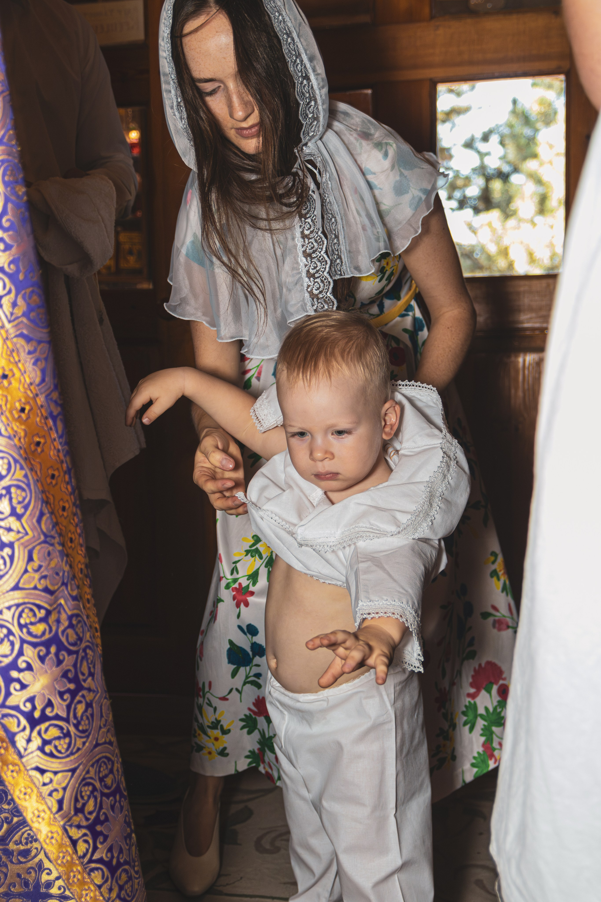 Фотограф крестин в Ростове на Дону, фотография в церке, храме, съёмка крестин в Ростове