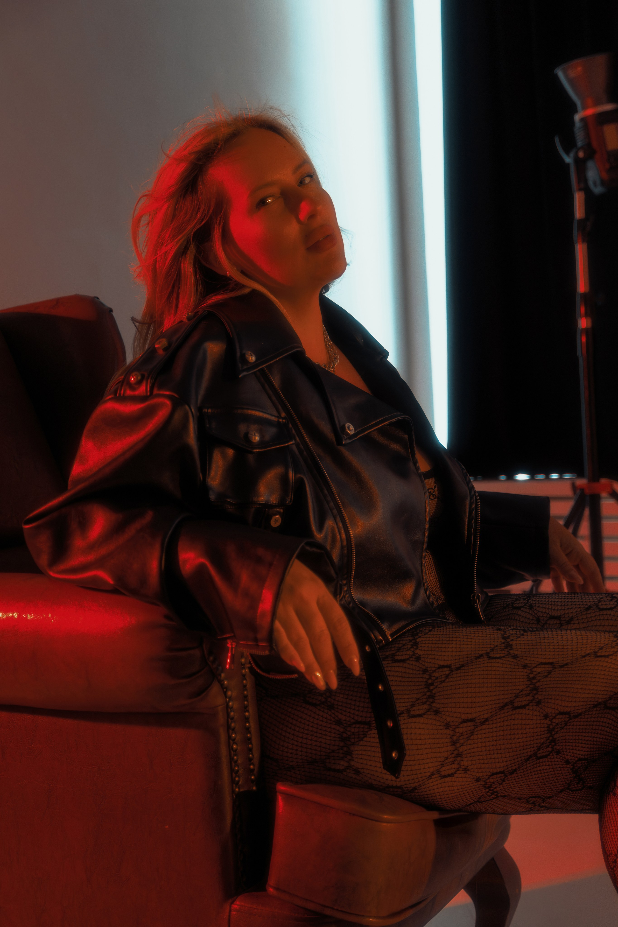 Портрет фэшн модели плюс сайз в Ростове-на-Дону