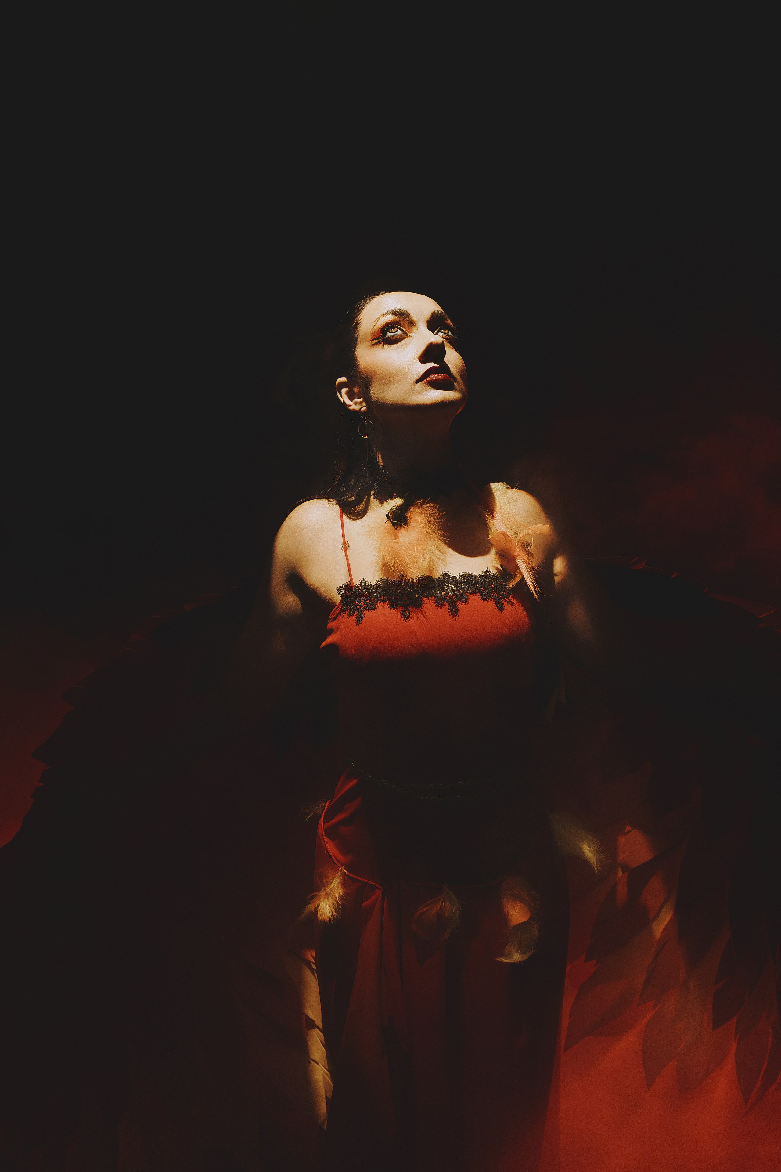 Креативный фотопроект в Ростове-на-Дону в образах Огненного пантеона. Огненный персонажи на творческой съёмке в Ростове-на-Дону. Женский фотограф в Ростове-на-Дону.