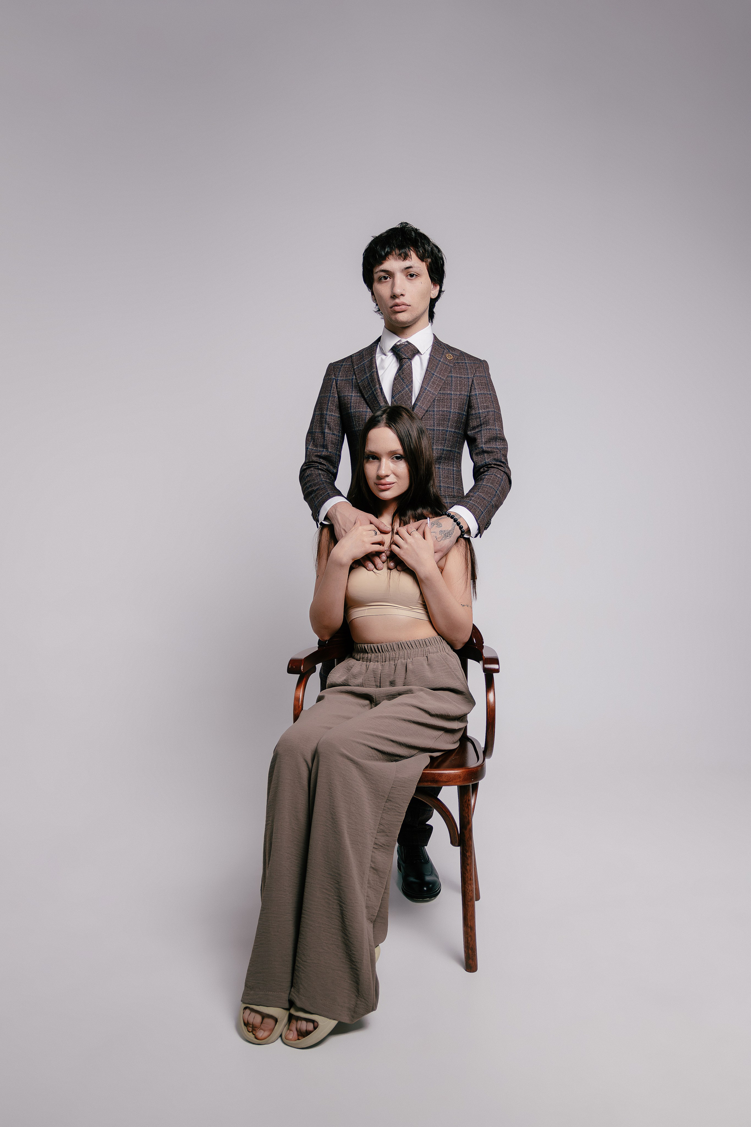 Красивая фотосессия Артура и Лилии в Ростове на Дону. Мужской и женский фотограф в Ростове на Дону. Женский портрет, эстетика красивой девушки