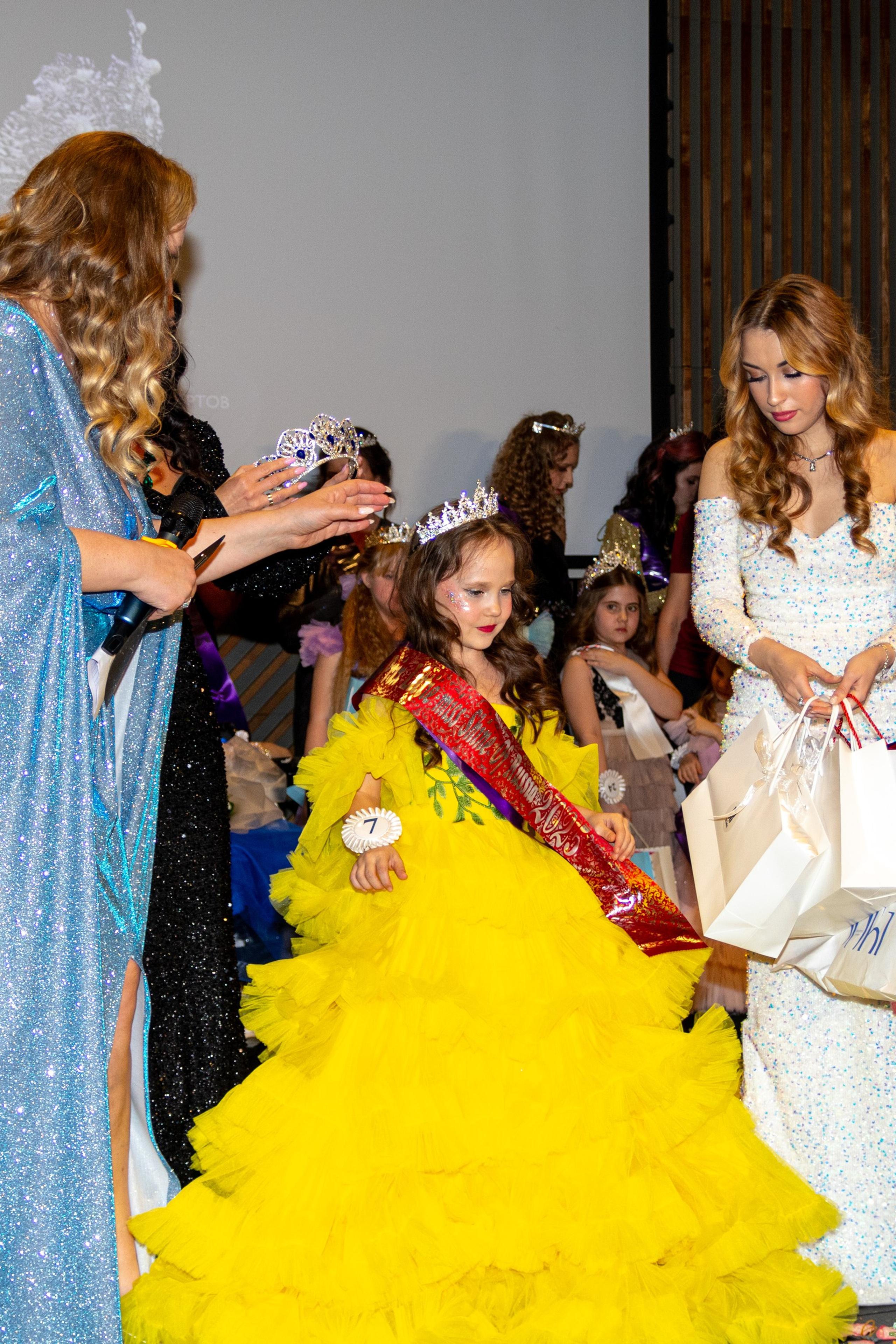 Конкурс красоты "Мисс Shine of Russia" 2025. Портретный фотограф в Ростове-на-Дону Антон Казарин