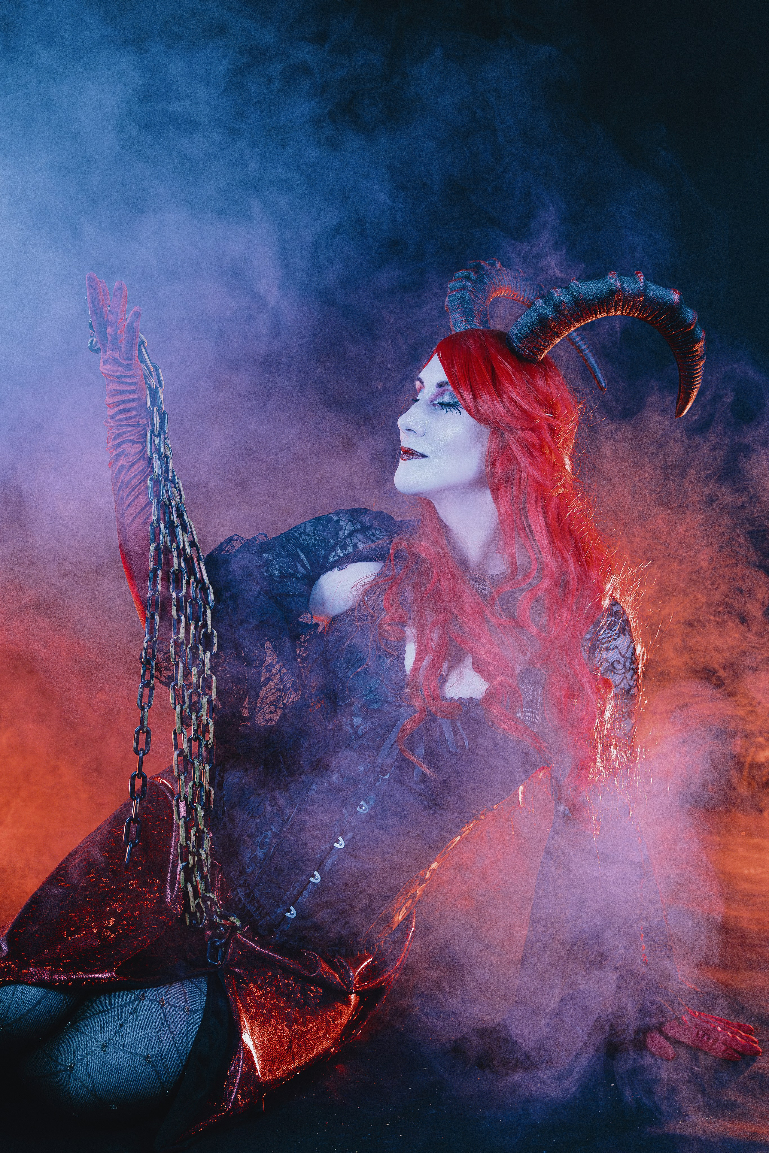 Креативный фотопроект в Ростове-на-Дону в образах Огненного пантеона. Огненный персонажи на творческой съёмке в Ростове-на-Дону. Женский фотограф в Ростове-на-Дону.