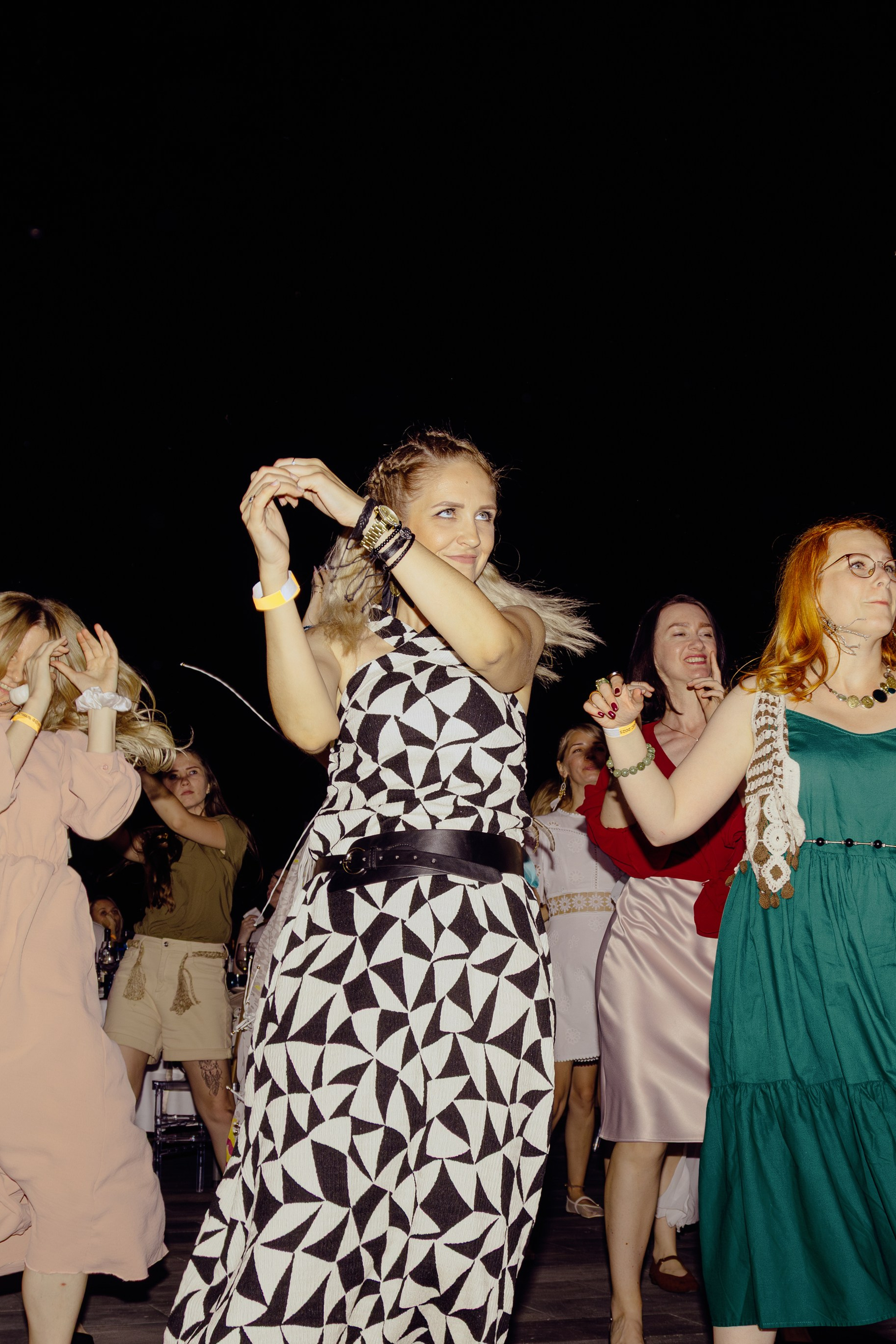 Репортажная съёмка корпоратива компании Феникс. Портретный фотограф в Ростове-на-Дону Антон Казарин