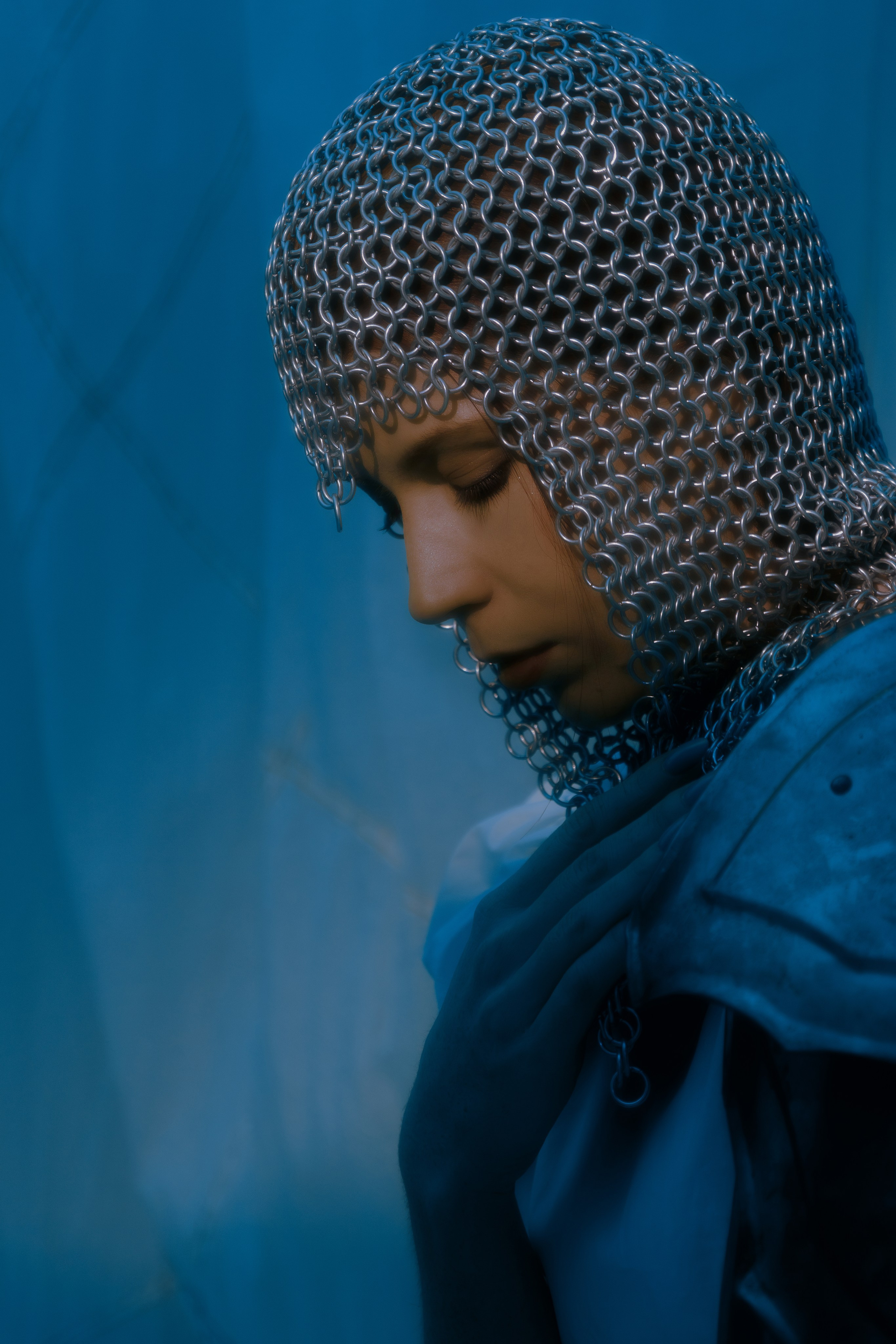 Женский креативный фотограф в Ростове на Дону. Прекрасный портрет девушки. Портретный фотограф Ростов-на-Дону. Женская эстетика и красота женского дела. 