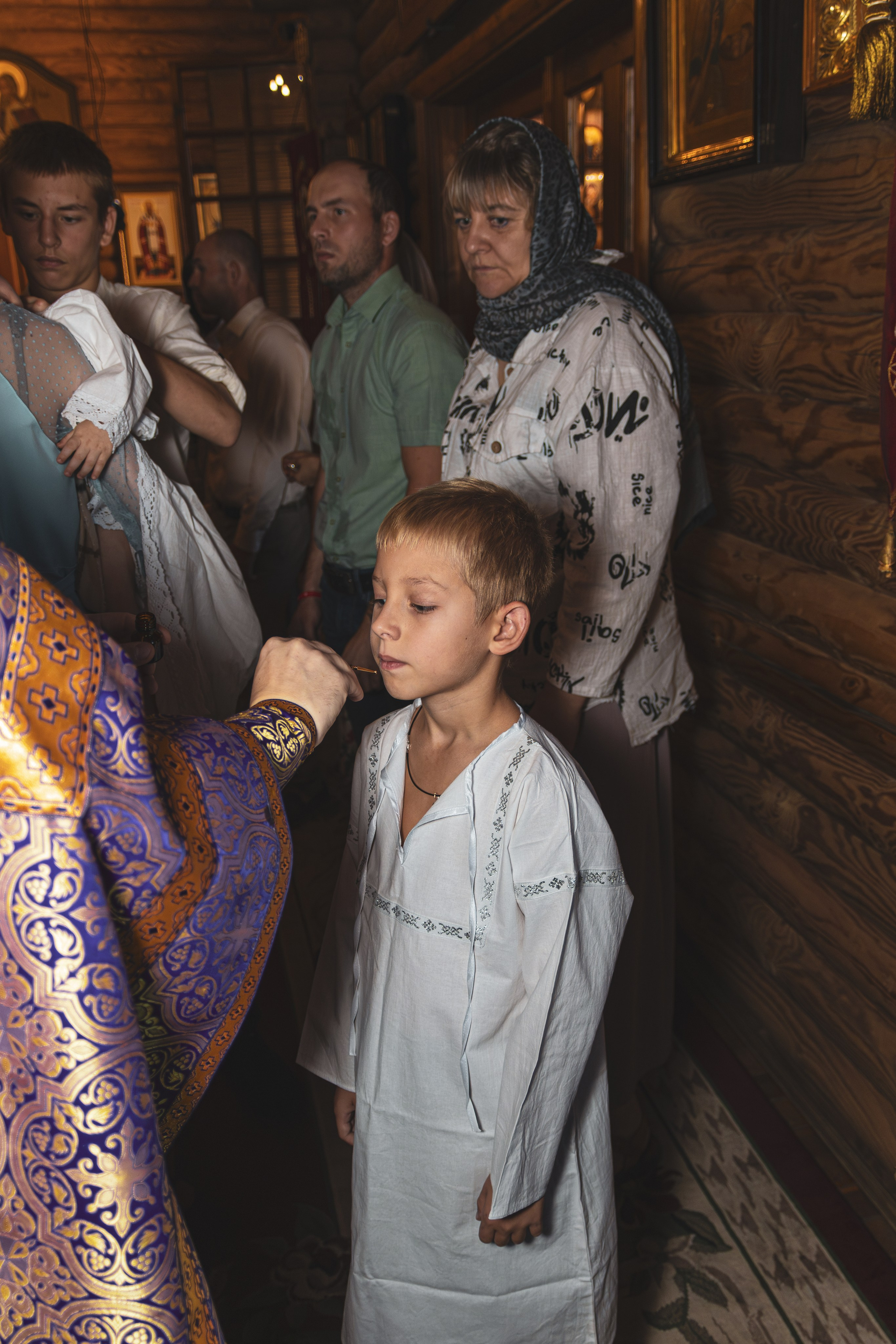 Фотограф крестин в Ростове на Дону, фотография в церке, храме, съёмка крестин в Ростове