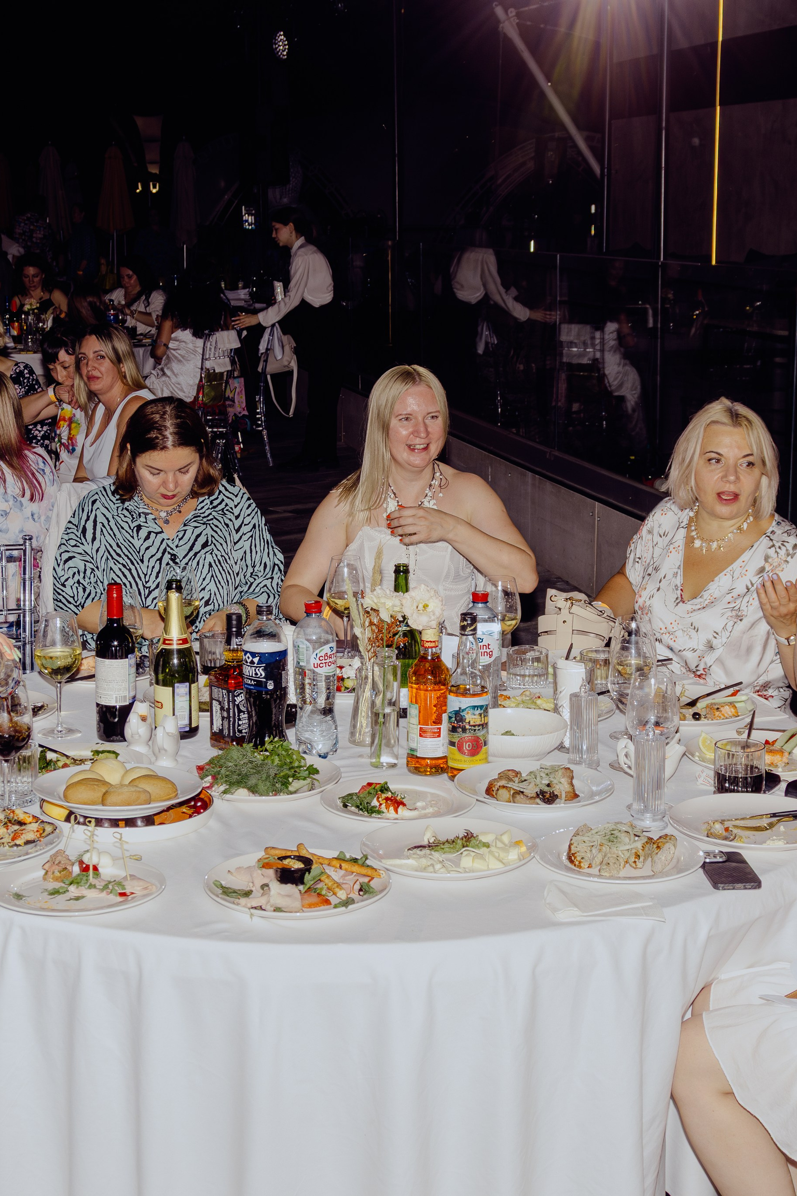 Репортажная съёмка корпоратива компании Феникс. Портретный фотограф в Ростове-на-Дону Антон Казарин