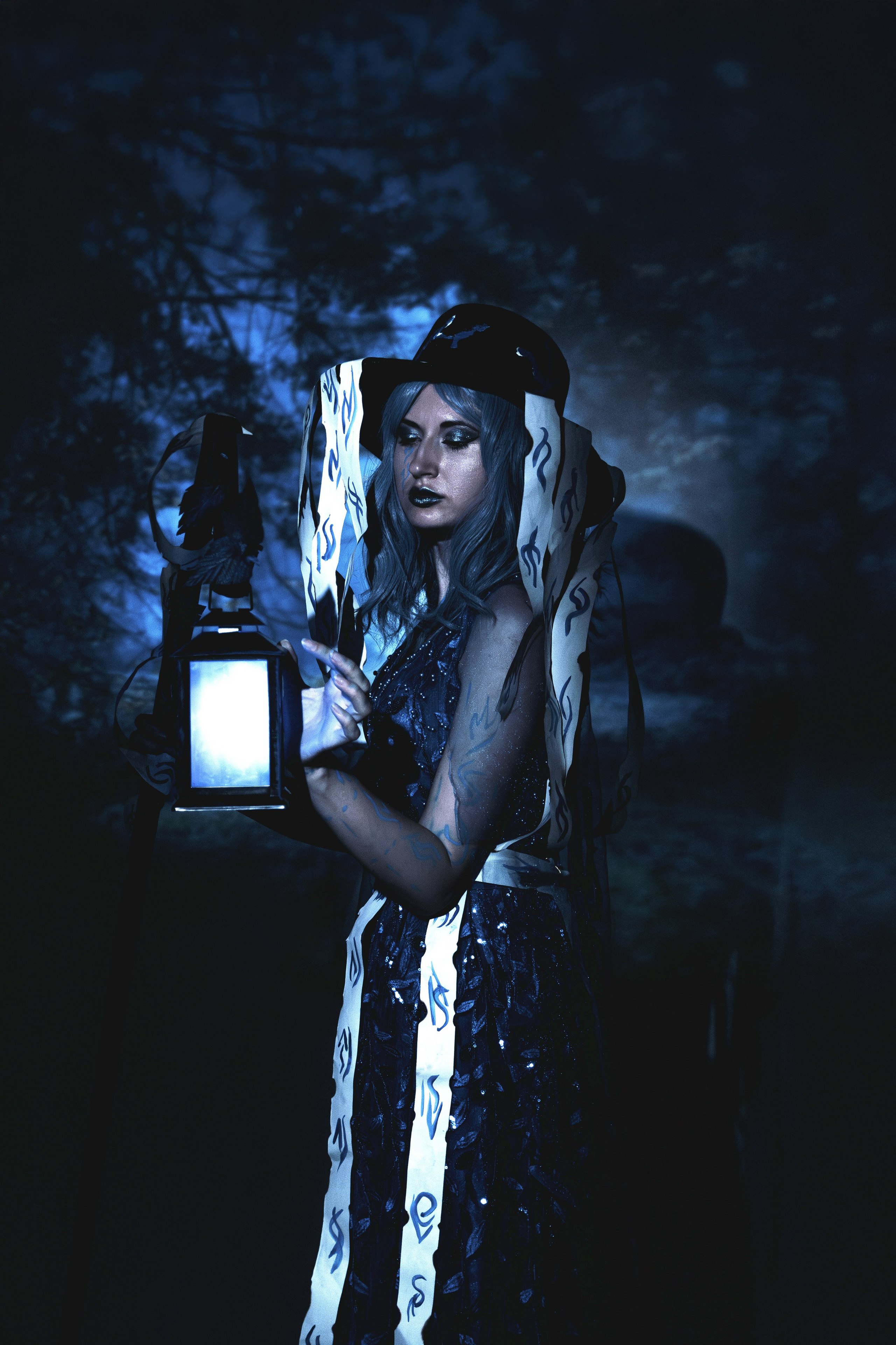 Креативный фотопроект в Ростове-на-Дону в образах Огненного пантеона. Огненный персонажи на творческой съёмке в Ростове-на-Дону. Женский фотограф в Ростове-на-Дону.