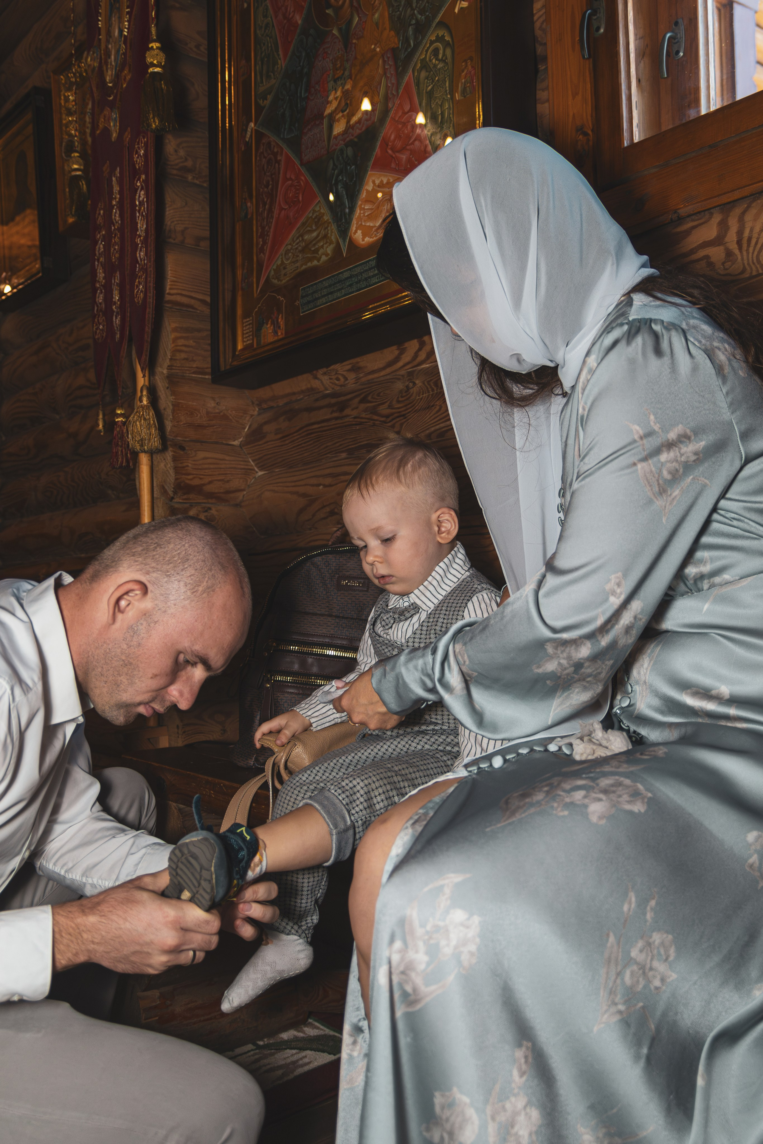 Фотограф крестин в Ростове на Дону, фотография в церке, храме, съёмка крестин в Ростове