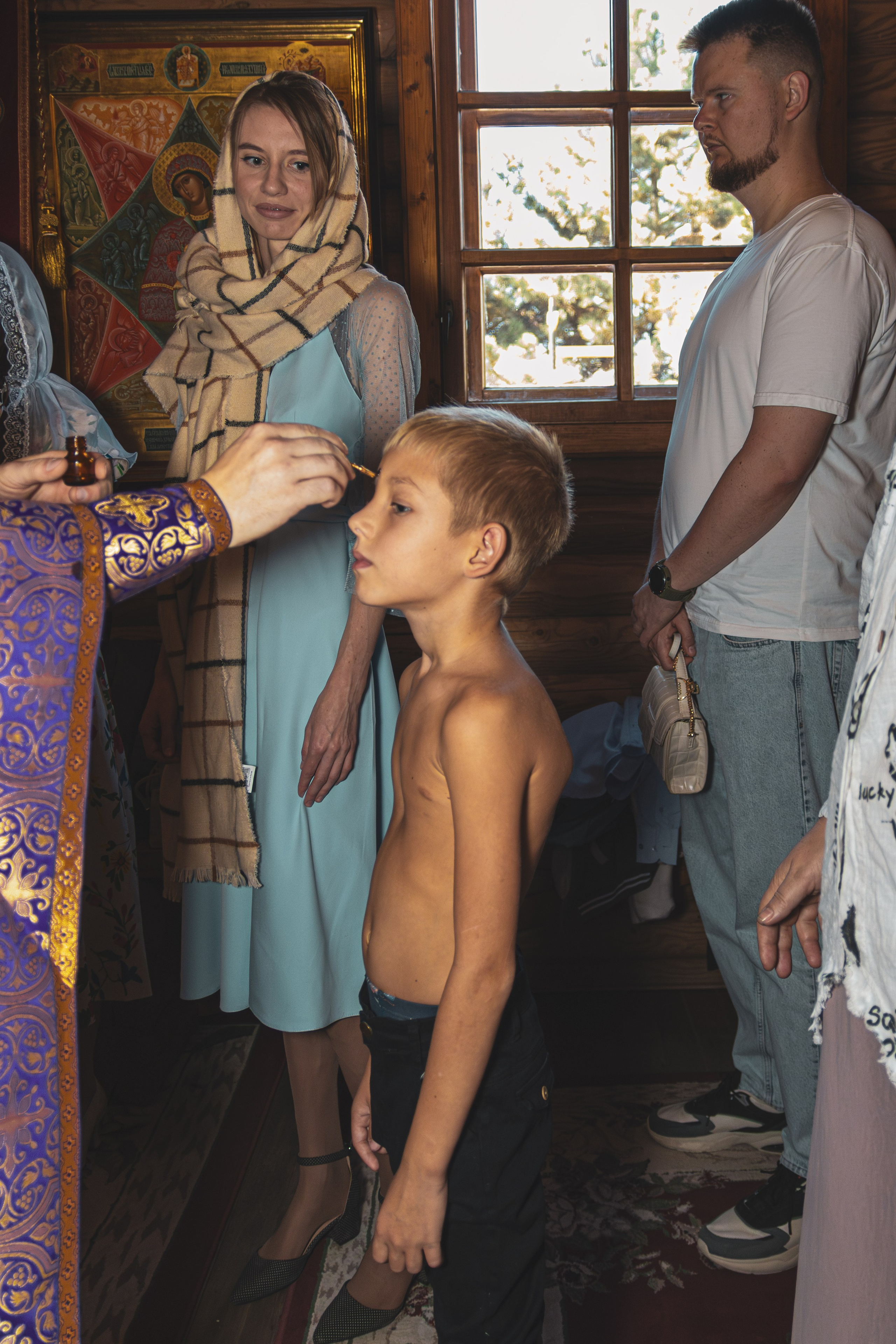 Фотограф крестин в Ростове на Дону, фотография в церке, храме, съёмка крестин в Ростове