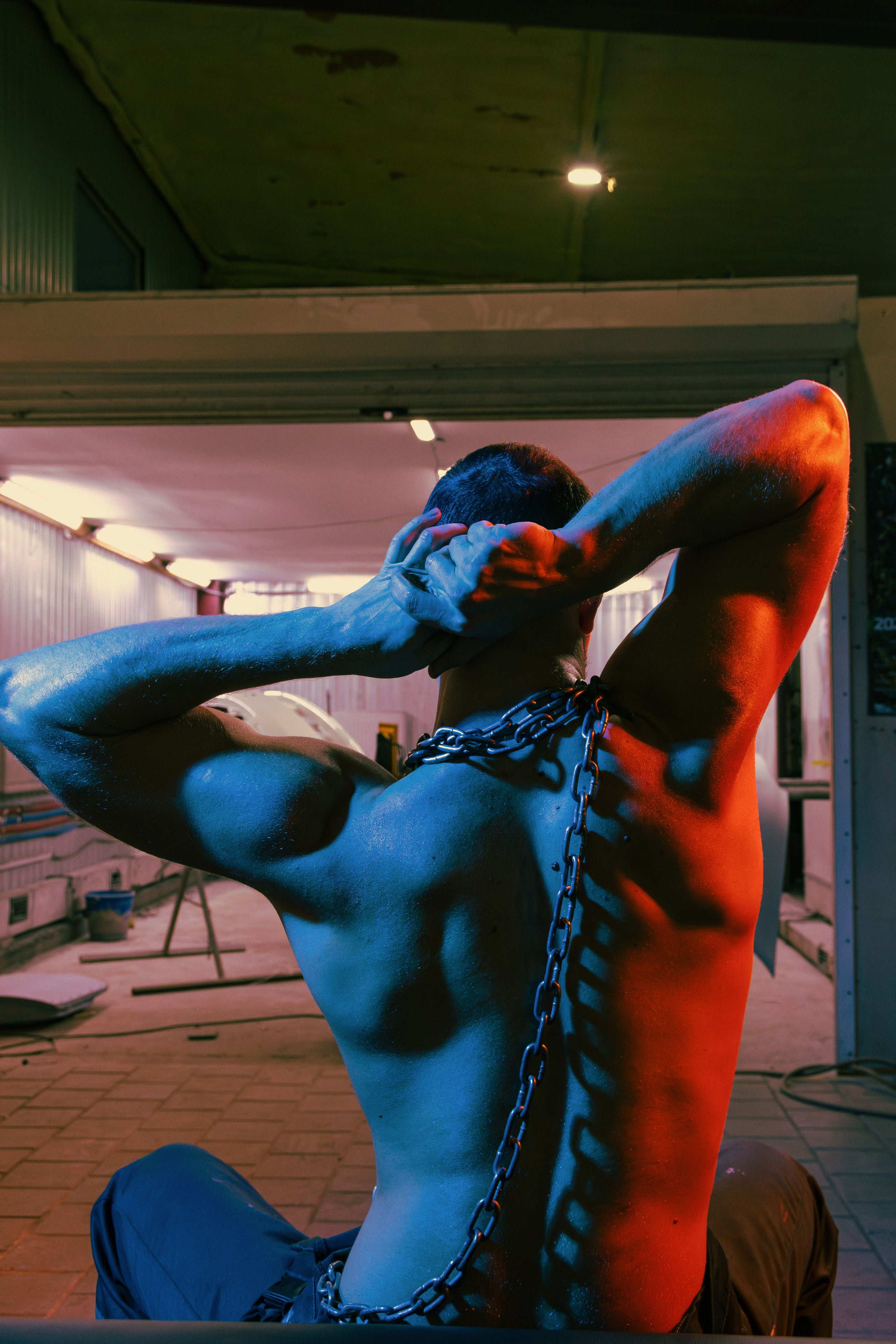 Профессиональная фотосессия группы Sextasy в Ростове-на-Дону. Мужской стриптиз в необычном антураже.