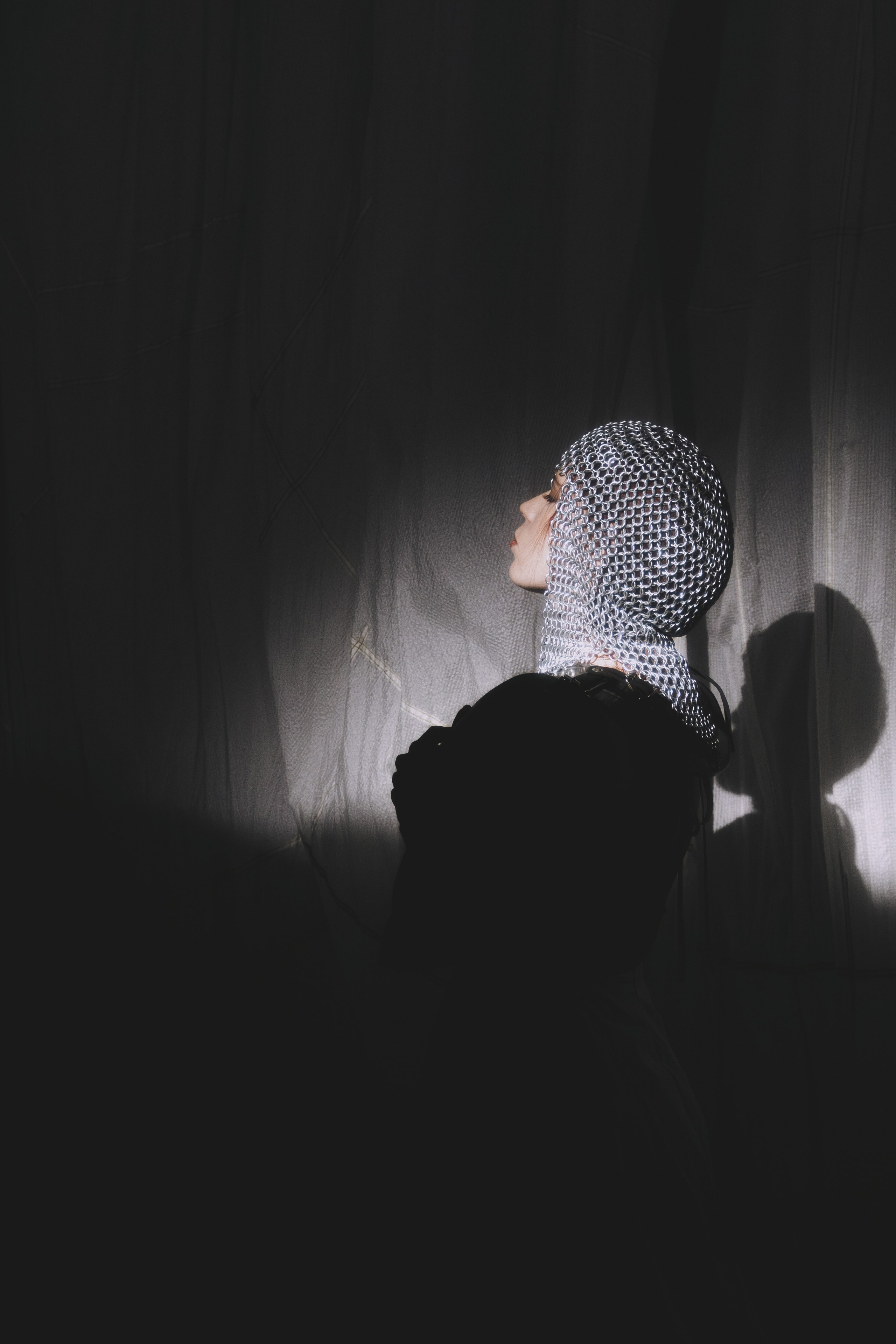 Женский креативный фотограф в Ростове на Дону. Прекрасный портрет девушки. Портретный фотограф Ростов-на-Дону. Женская эстетика и красота женского дела. 