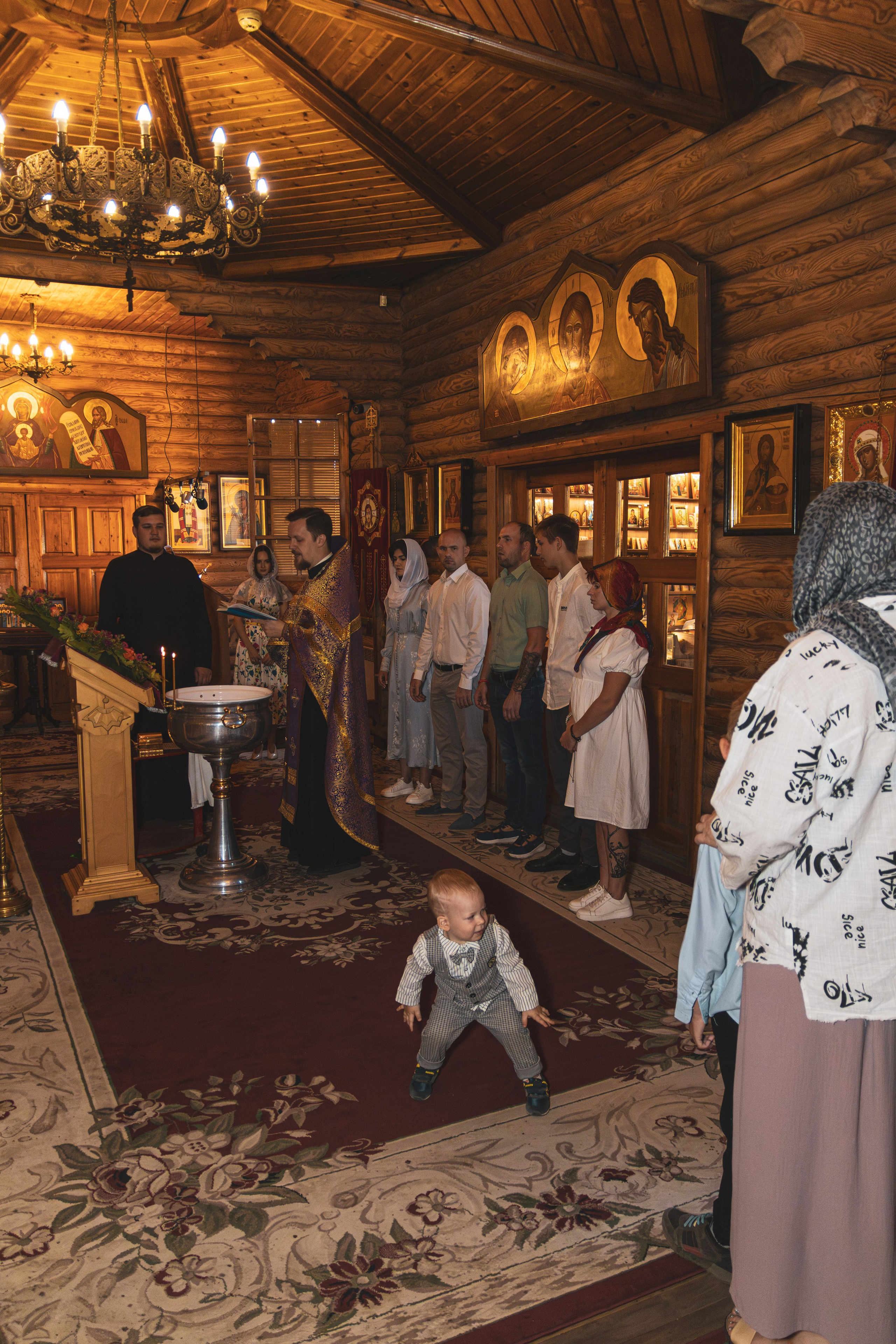Фотограф крестин в Ростове на Дону, фотография в церке, храме, съёмка крестин в Ростове