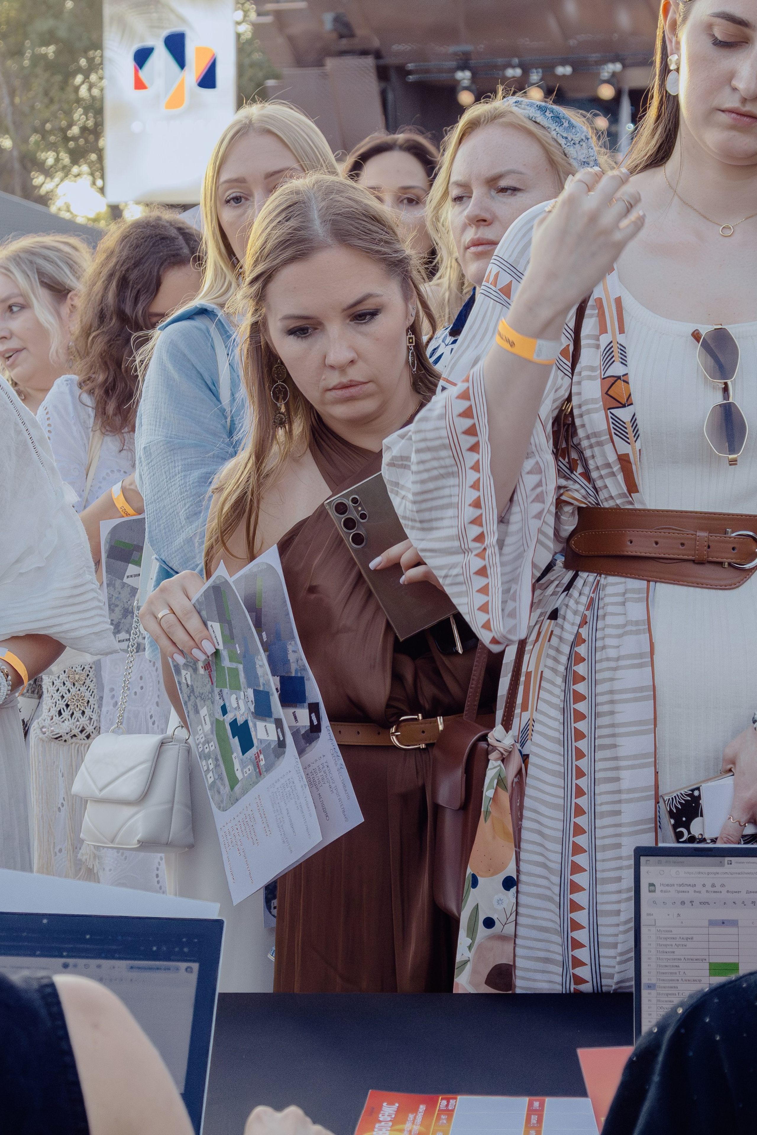 Репортажная съёмка корпоратива компании Феникс. Портретный фотограф в Ростове-на-Дону Антон Казарин