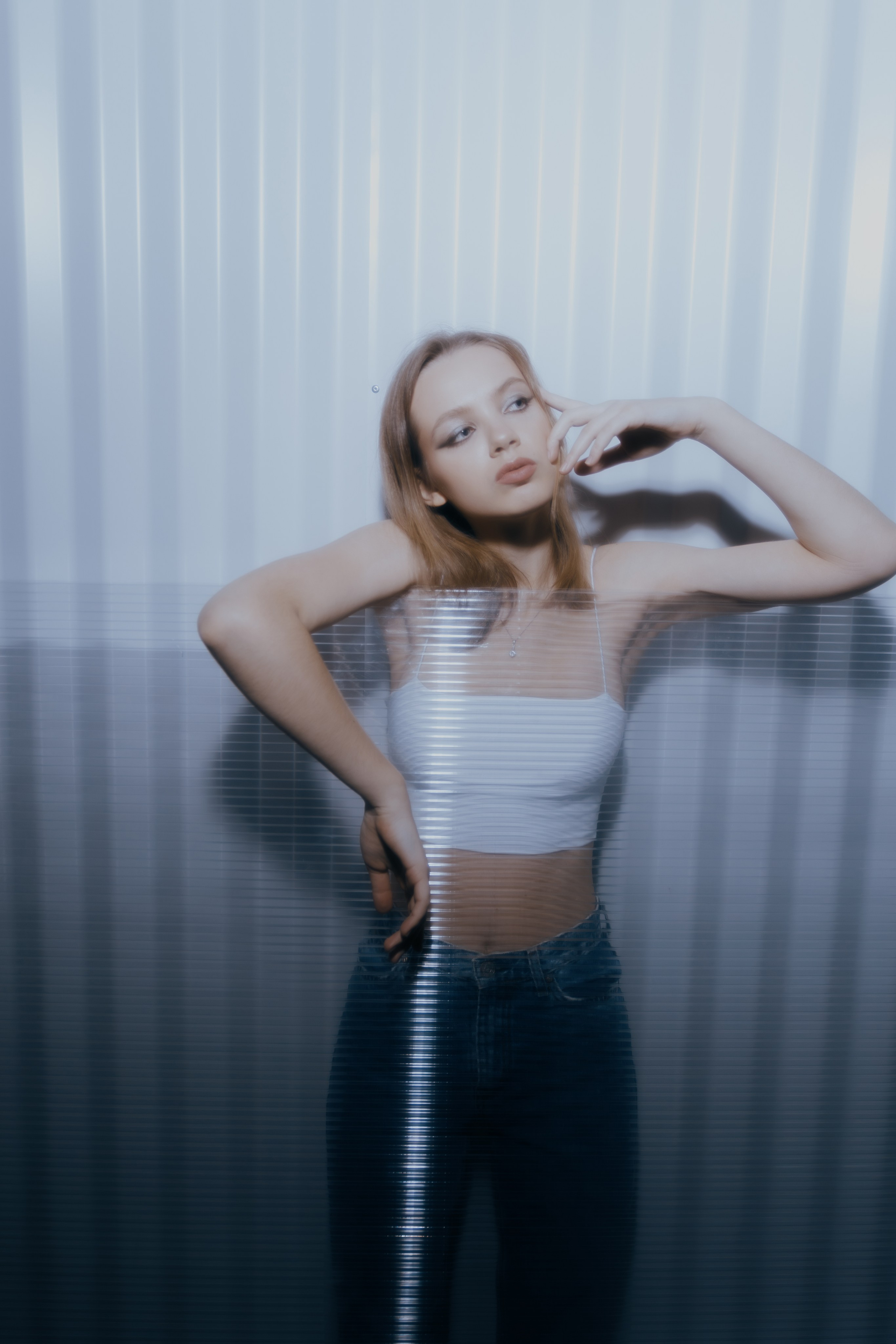 Фотосессия в стиле папарацци в Ростове-на-Дону, фотография женского модного портрета для журнала, фэшн фотограф Ростов-на-Дону.