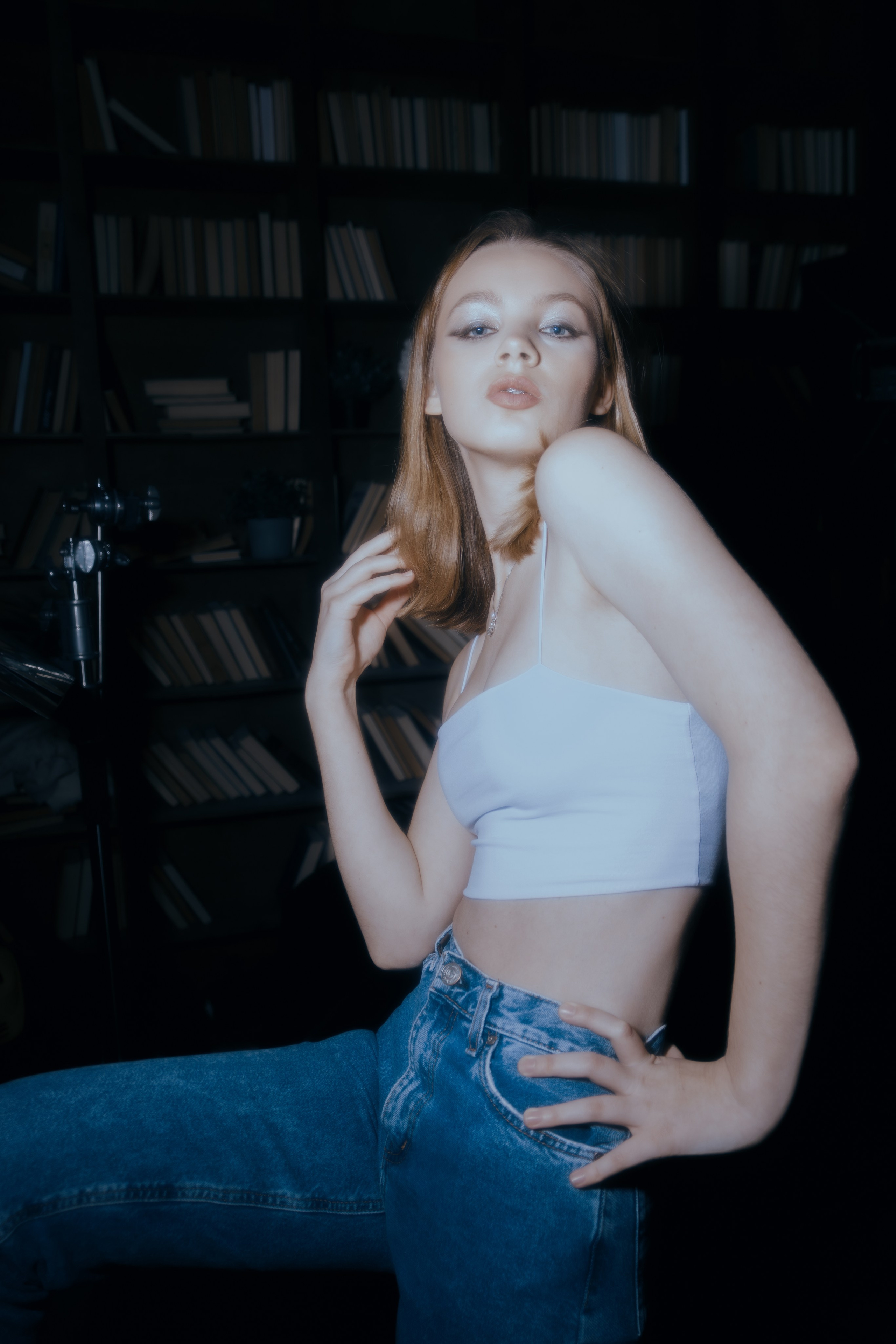 Фотосессия в стиле папарацци в Ростове-на-Дону, фотография женского модного портрета для журнала, фэшн фотограф Ростов-на-Дону.