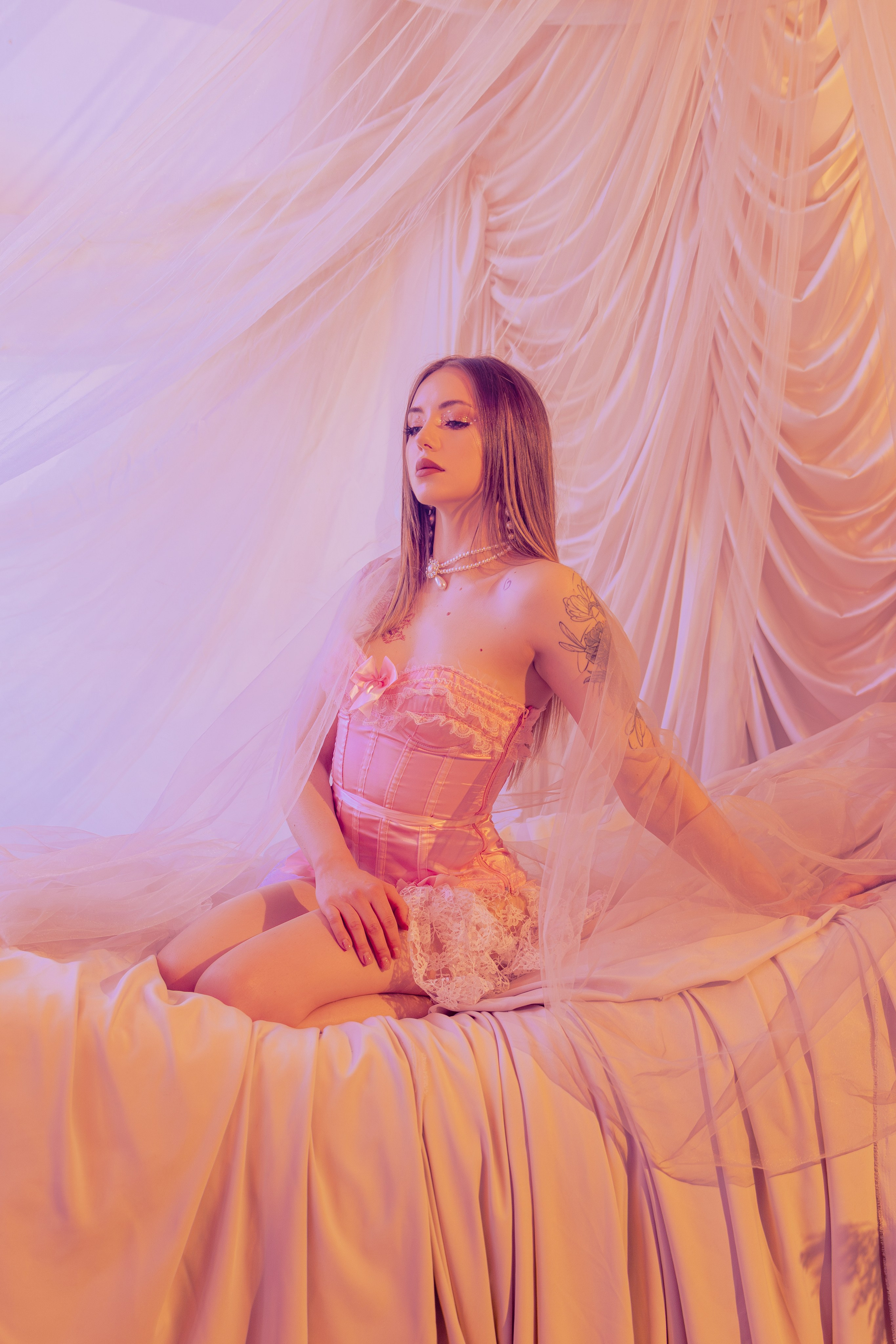 Винтажная съёмка в историческом интерьере