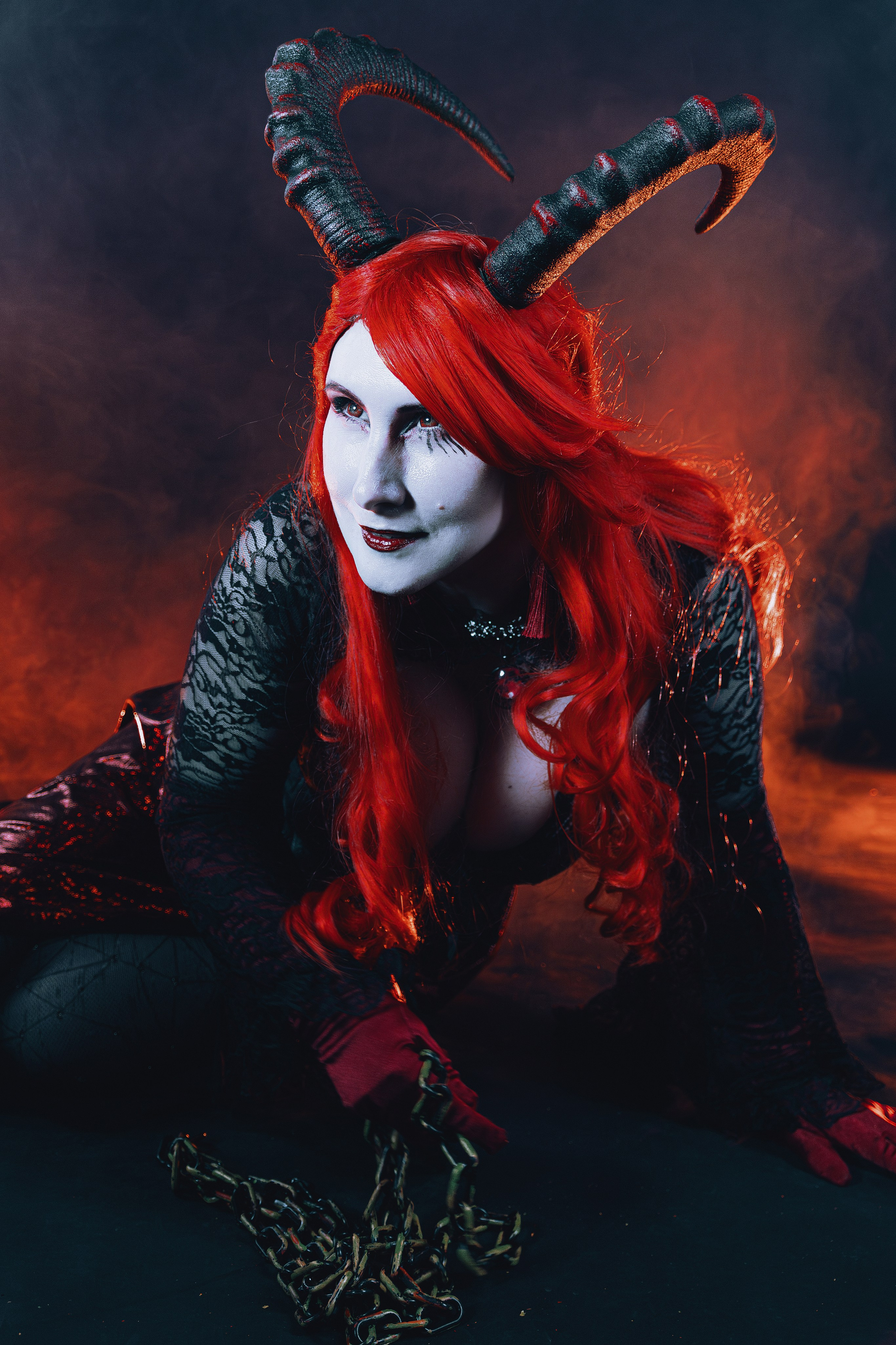 Креативный фотопроект в Ростове-на-Дону в образах Огненного пантеона. Огненный персонажи на творческой съёмке в Ростове-на-Дону. Женский фотограф в Ростове-на-Дону.