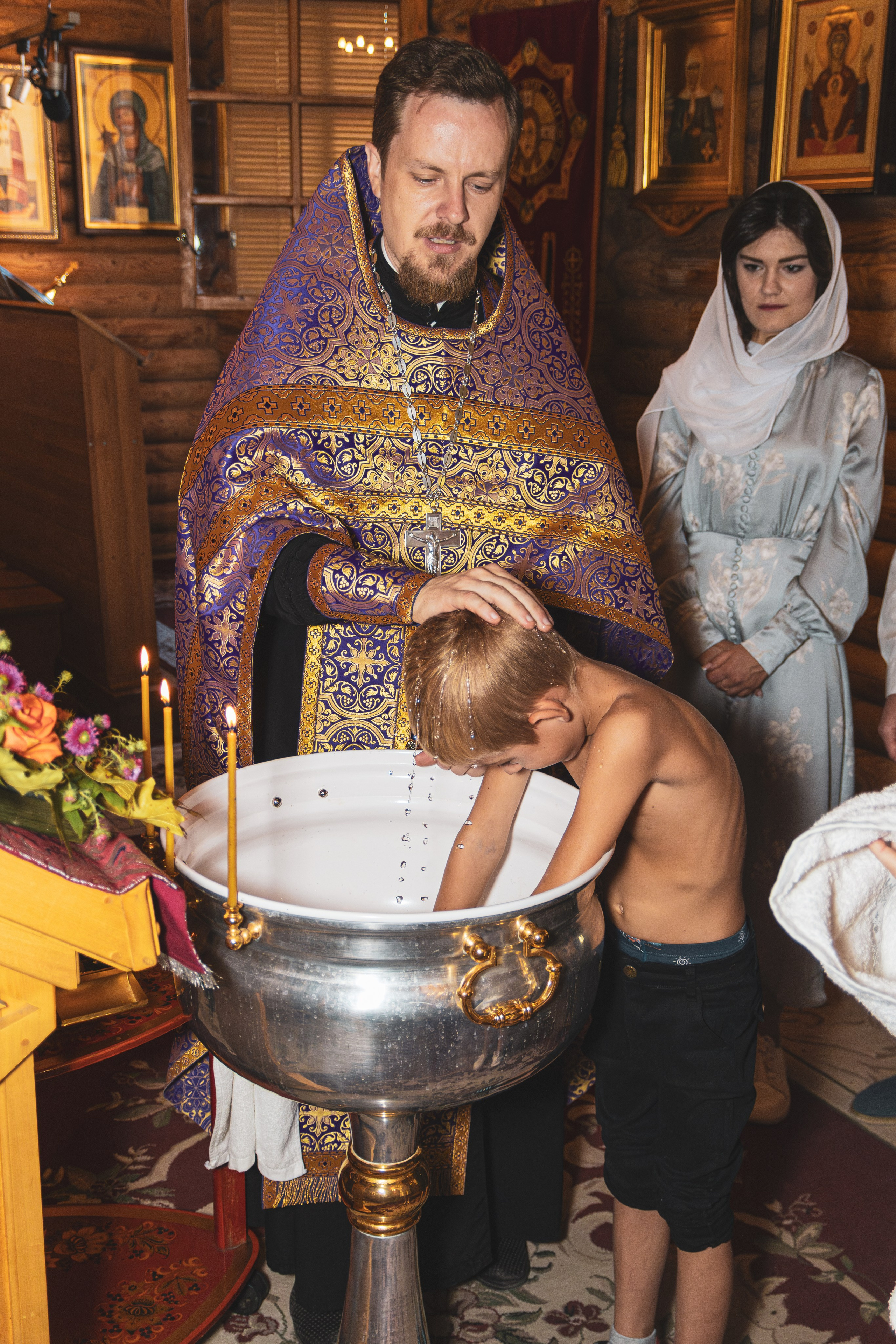 Фотограф крестин в Ростове на Дону, фотография в церке, храме, съёмка крестин в Ростове