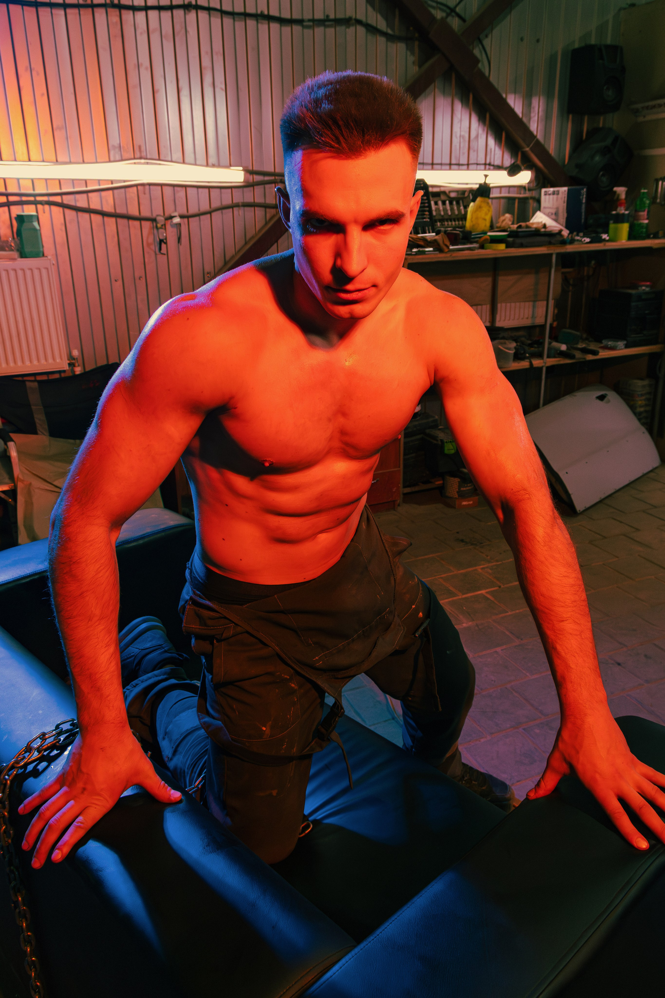 Профессиональная съёмка группы Sextasy в Ростове-на-Дону. Мужской стриптиз в необычном антураже.