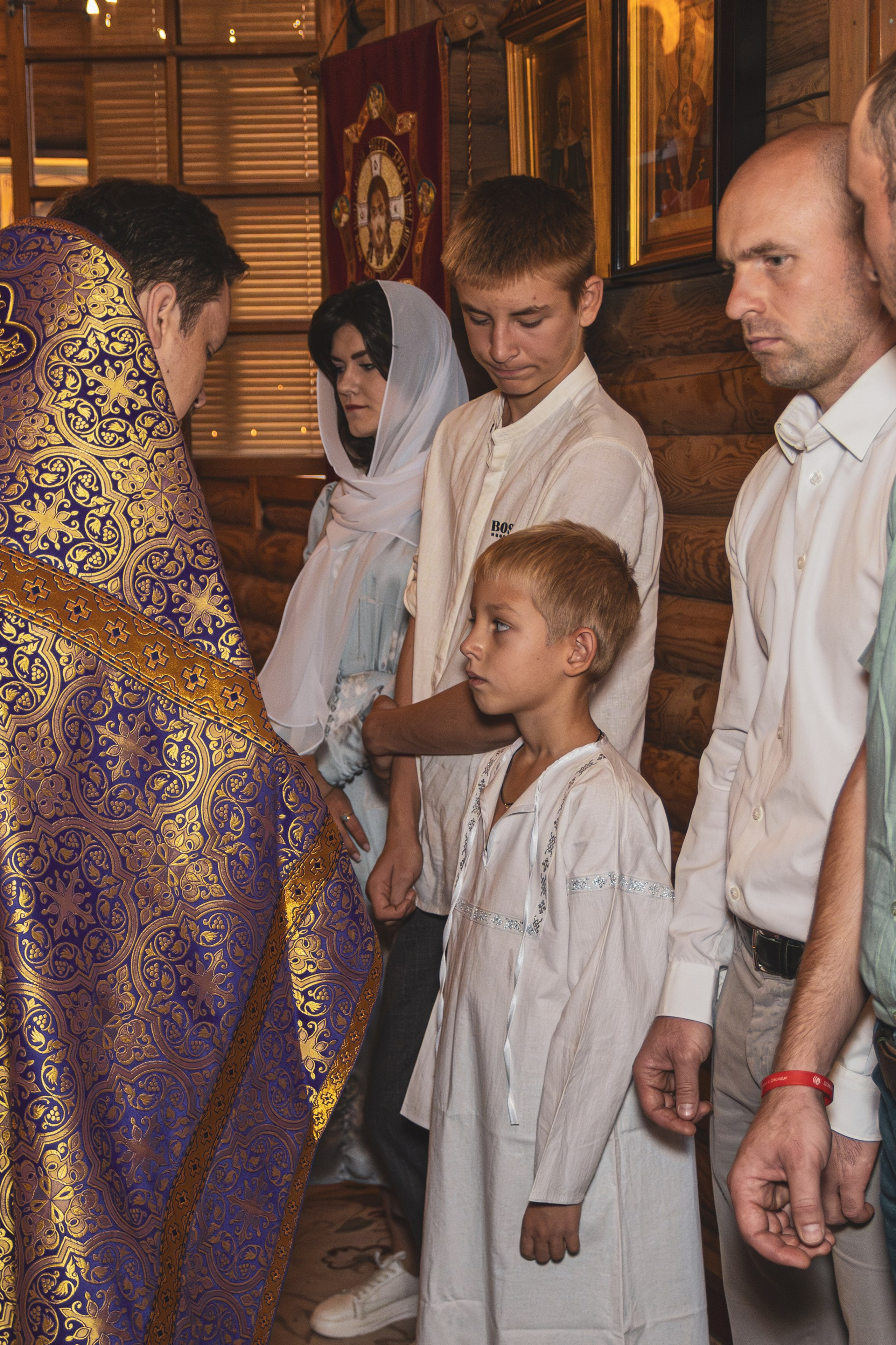 Фотограф крестин в Ростове на Дону, фотография в церке, храме, съёмка крестин в Ростове