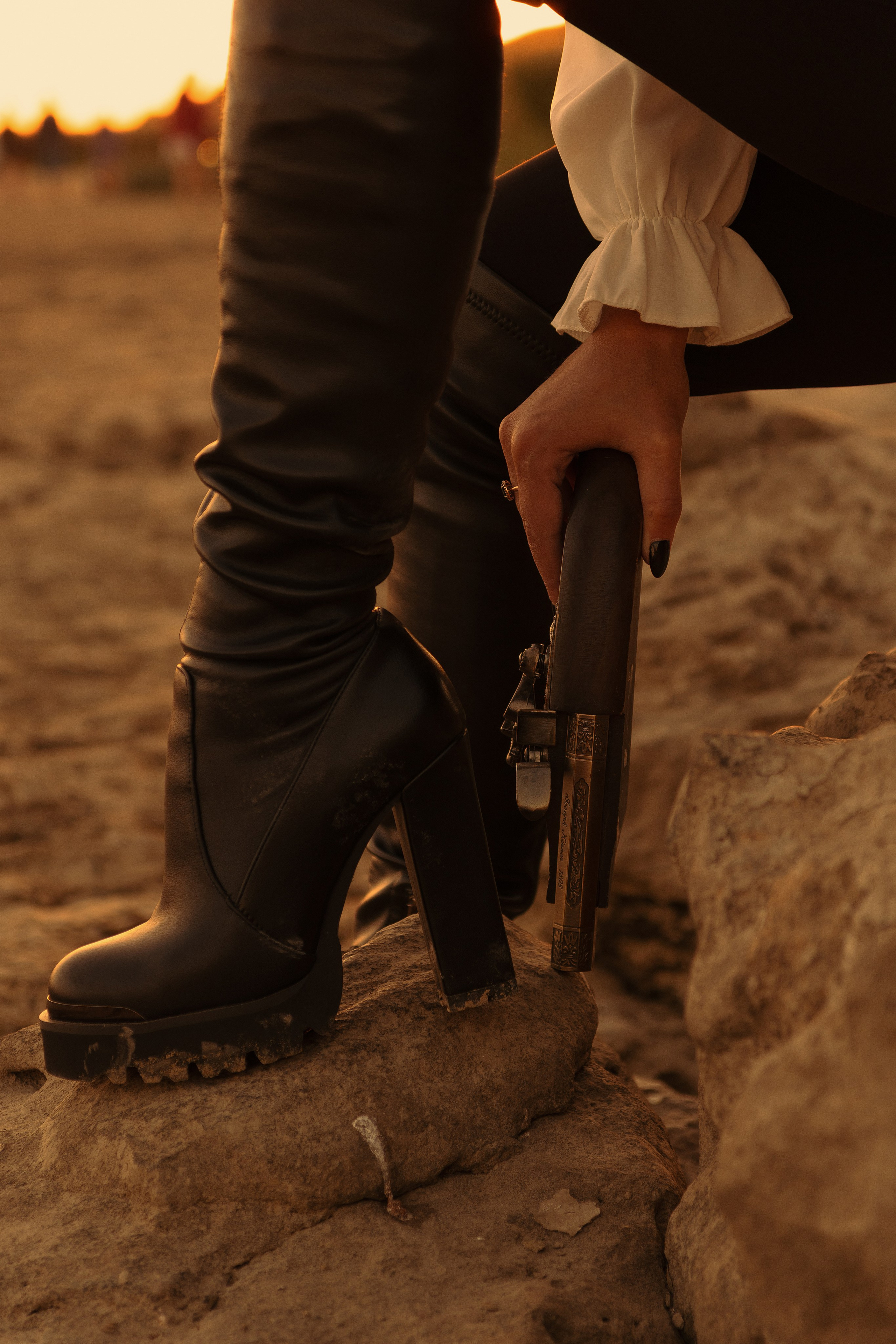 Фэнтези морской фотопроект в Ростове-на-Дону. Креативный фэнтези проект на тему моря в Ростове-на-Дону. Арт фотограф LaKazaretto портфолио. Женский фотограф Антон Казарин в Ростове-на-Дону.