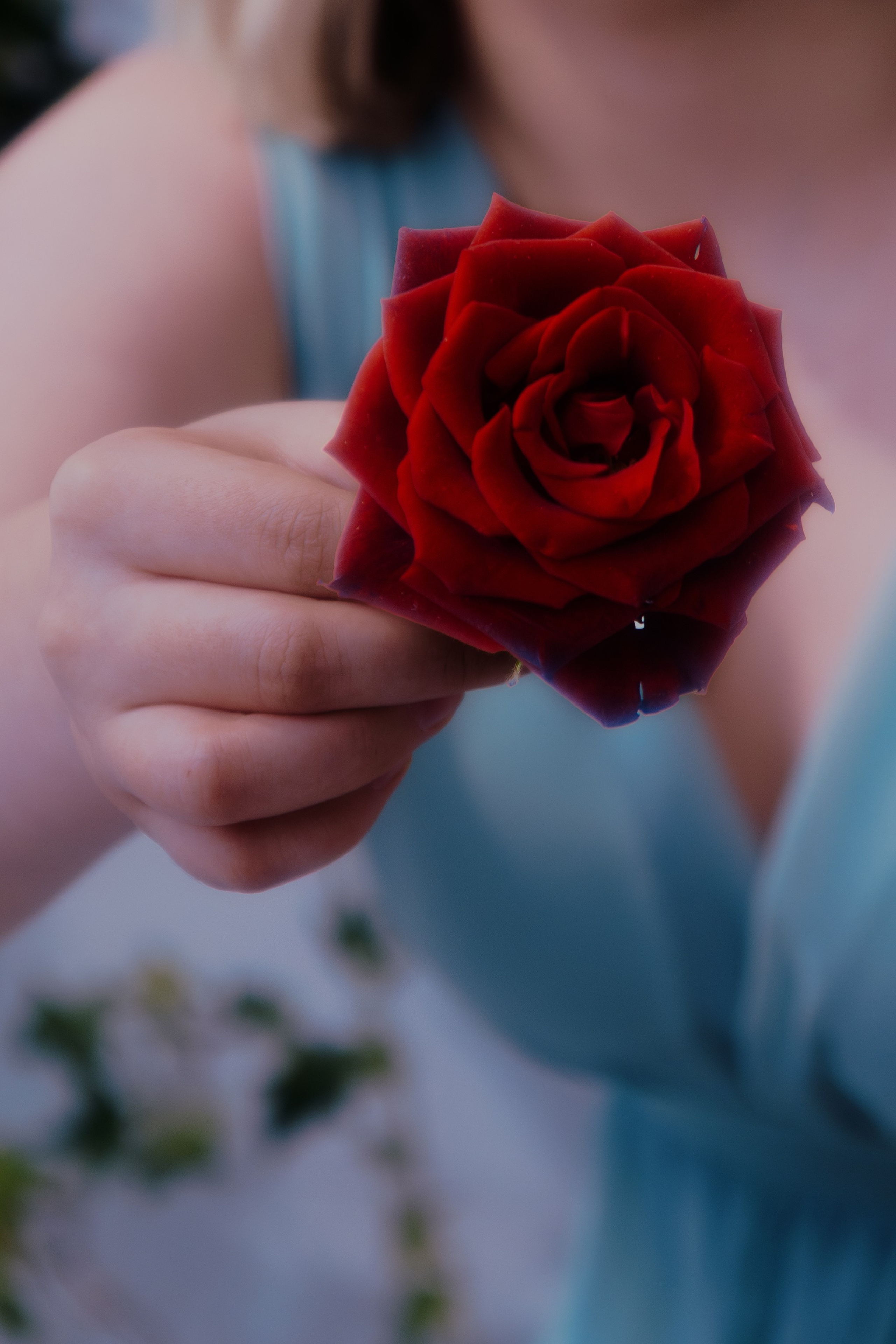 Историческая реконструкция образа средневековой дамы-рыцаря в профессиональной студии. Аутентичность деталей поражает точностью.