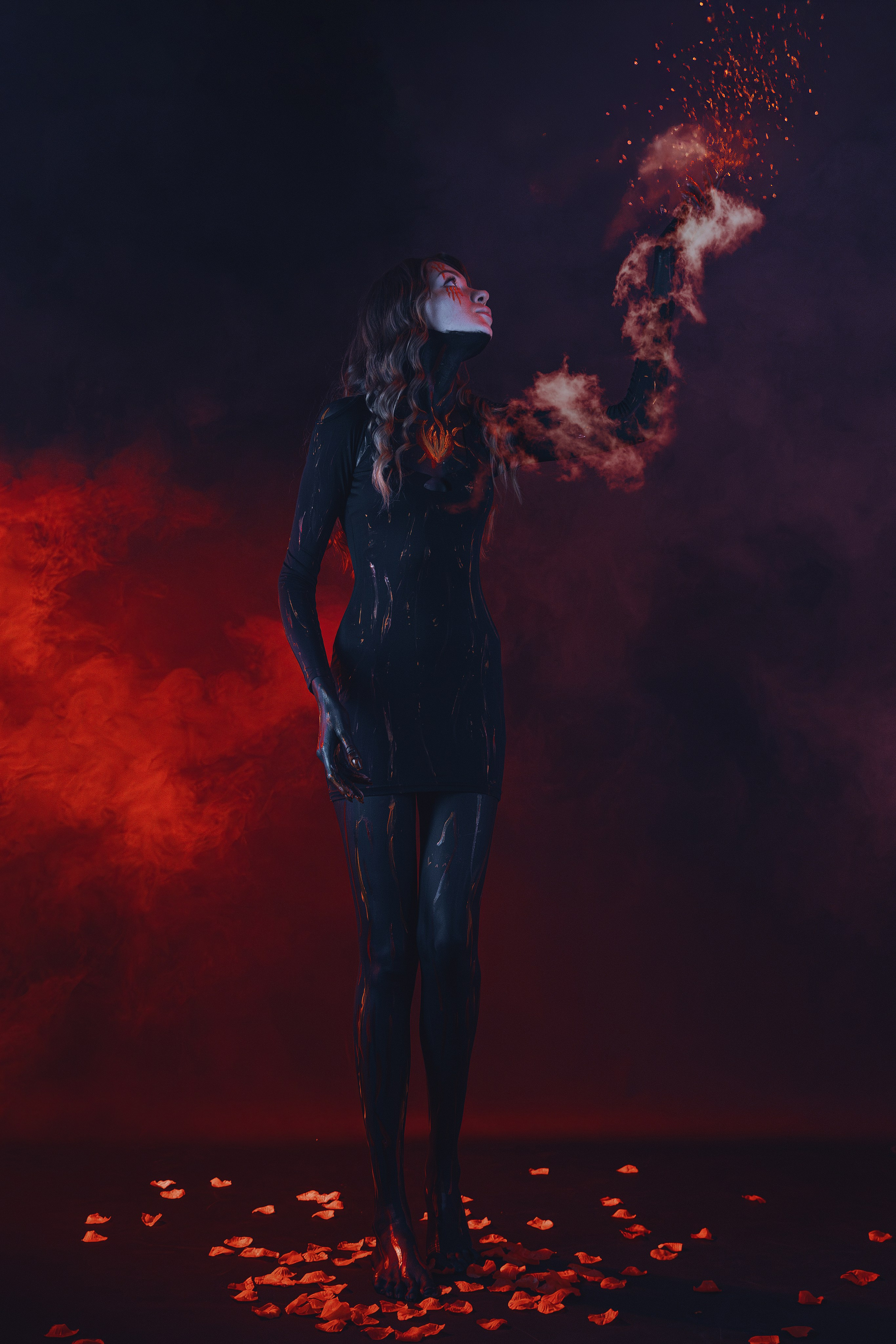 Креативный фотопроект в Ростове-на-Дону в образах Огненного пантеона. Огненный персонажи на творческой съёмке в Ростове-на-Дону. Женский фотограф в Ростове-на-Дону.