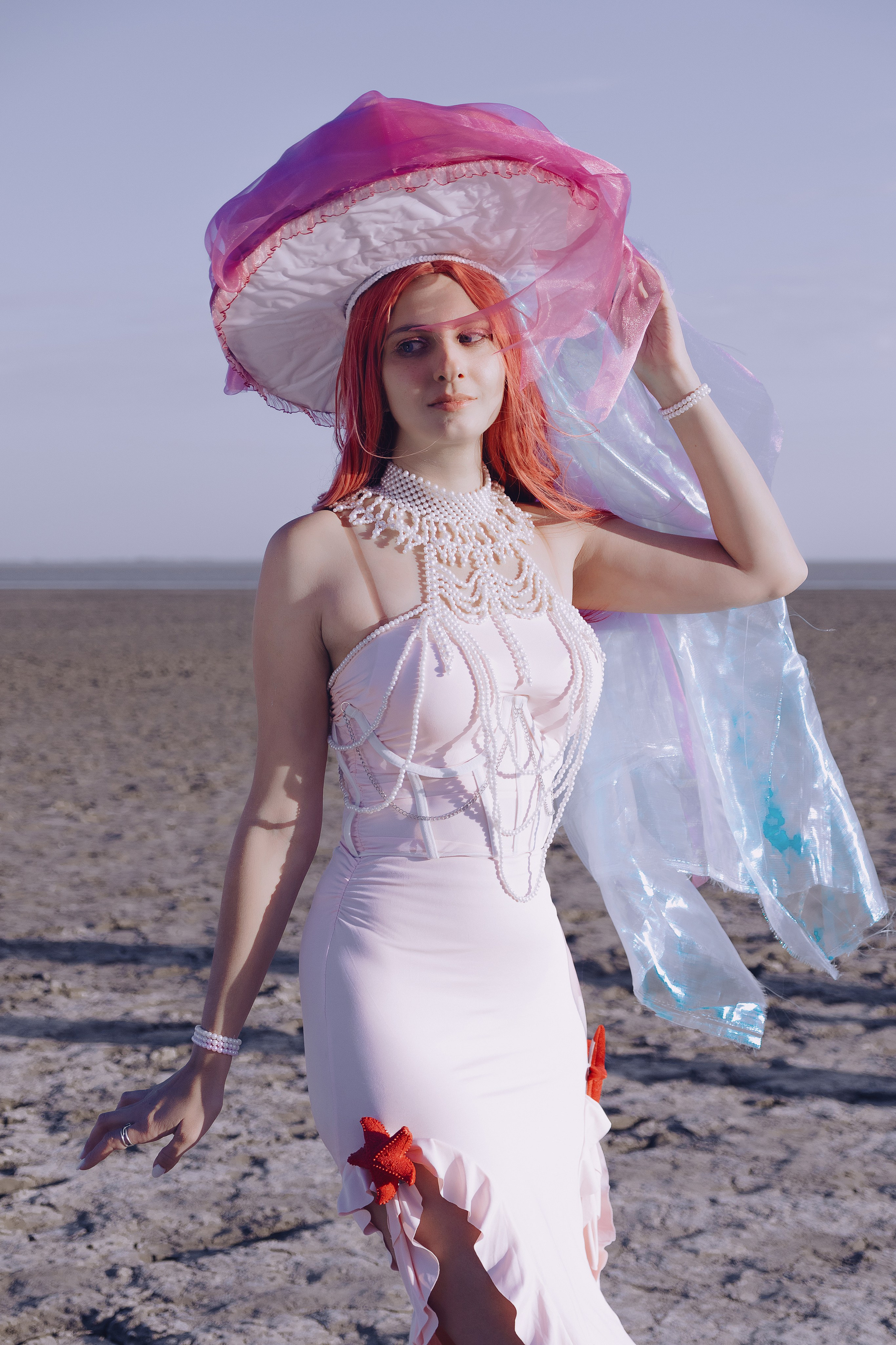 Фэнтези морской фотопроект в Ростове-на-Дону. Креативный фэнтези проект на тему моря в Ростове-на-Дону. Арт фотограф LaKazaretto портфолио. Женский фотограф Антон Казарин в Ростове-на-Дону.