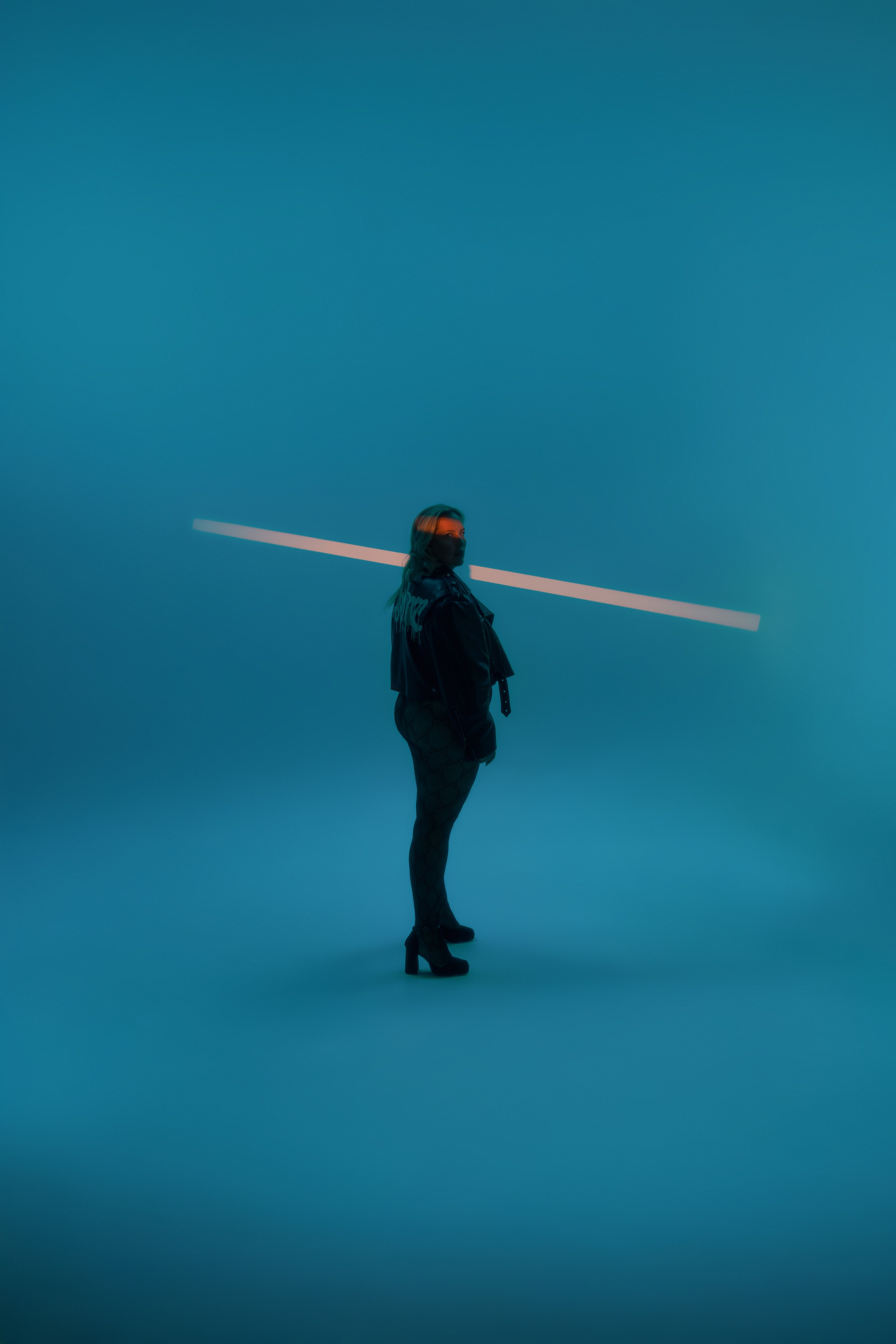 Студийная съёмка в стиле фэшн с искусственным светом 