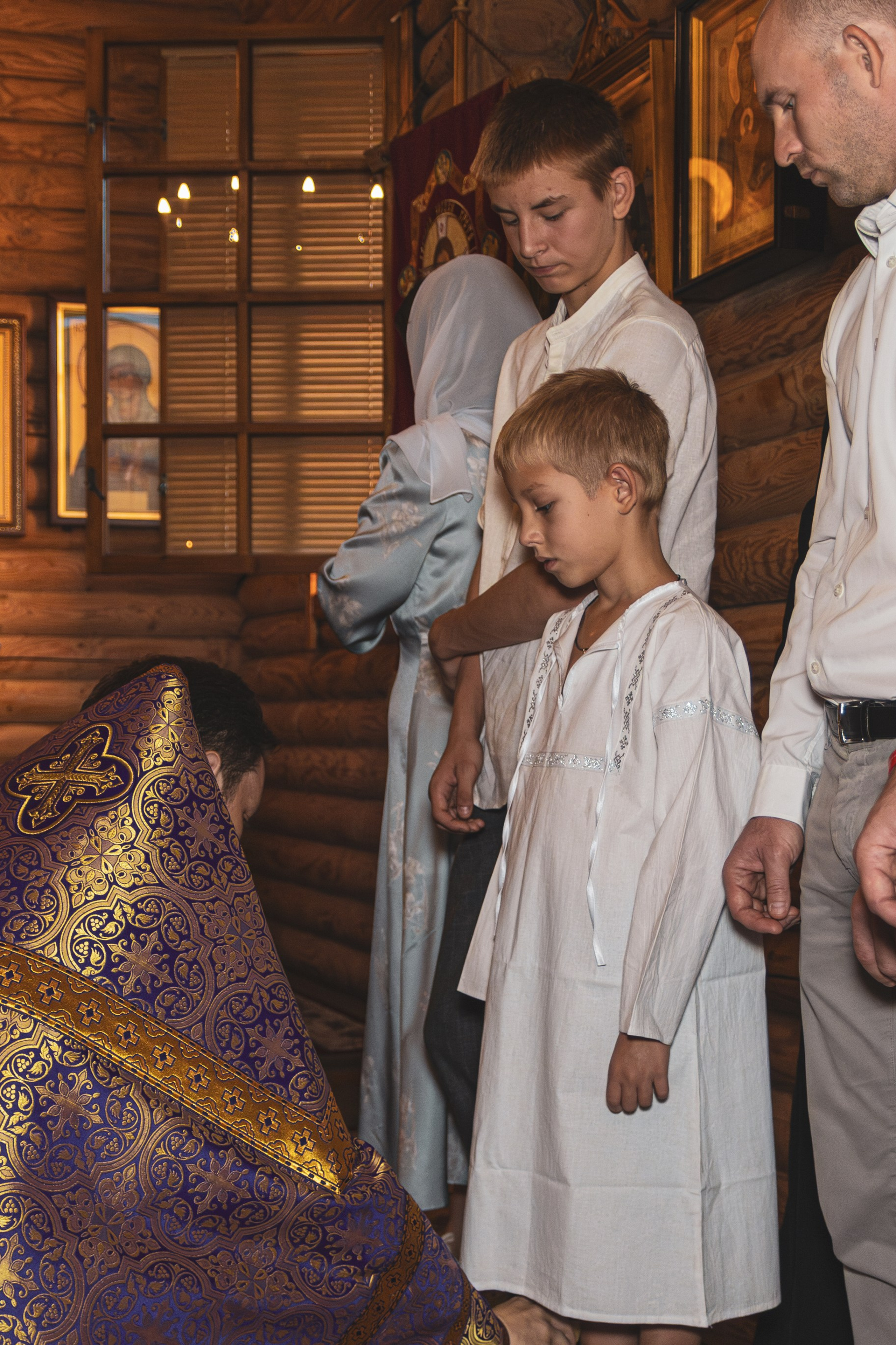 Фотограф крестин в Ростове на Дону, фотография в церке, храме, съёмка крестин в Ростове