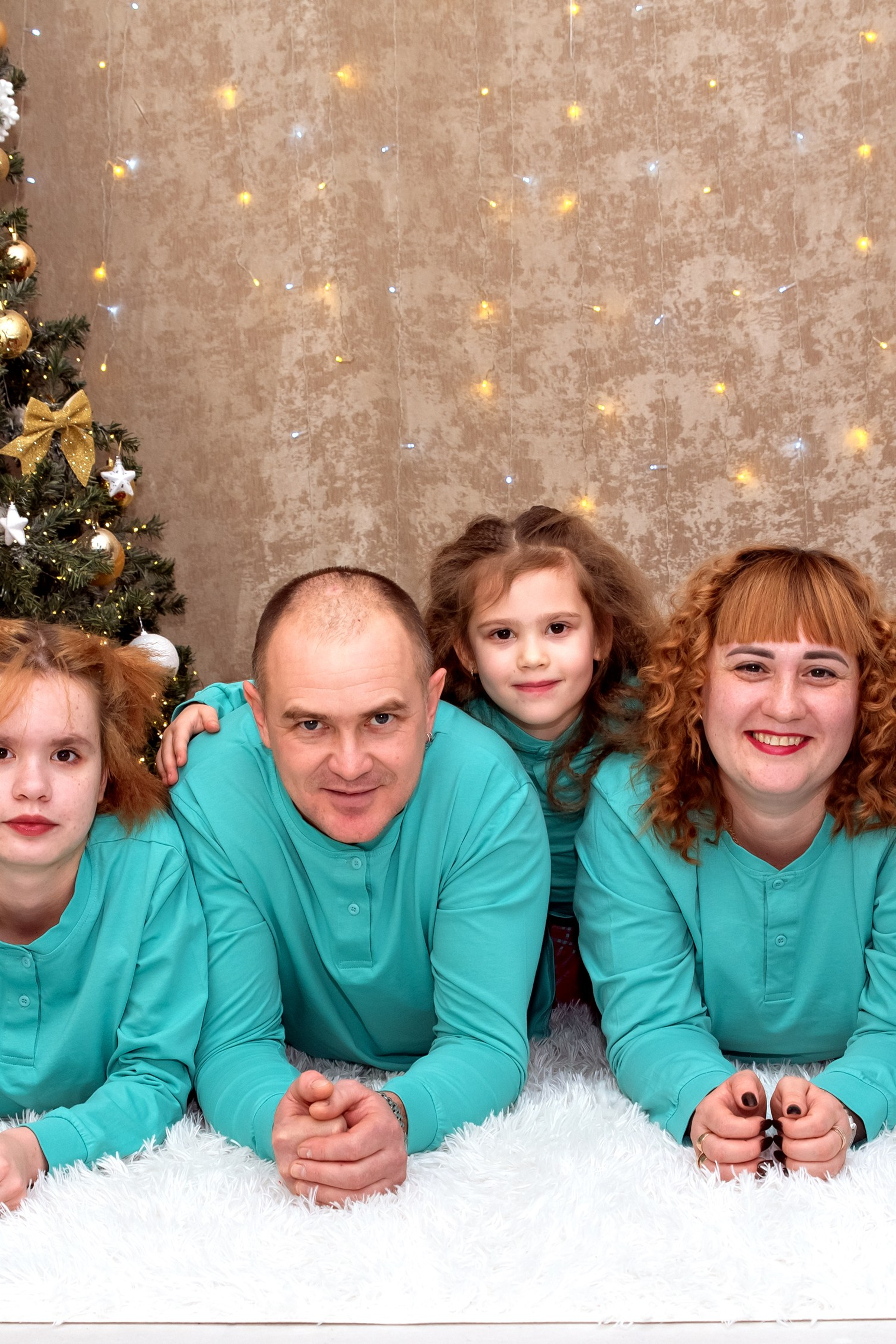 Новогодняя семейная фотосессия для большой и&nbsp;дружной семьи Кристины Данелькевич.