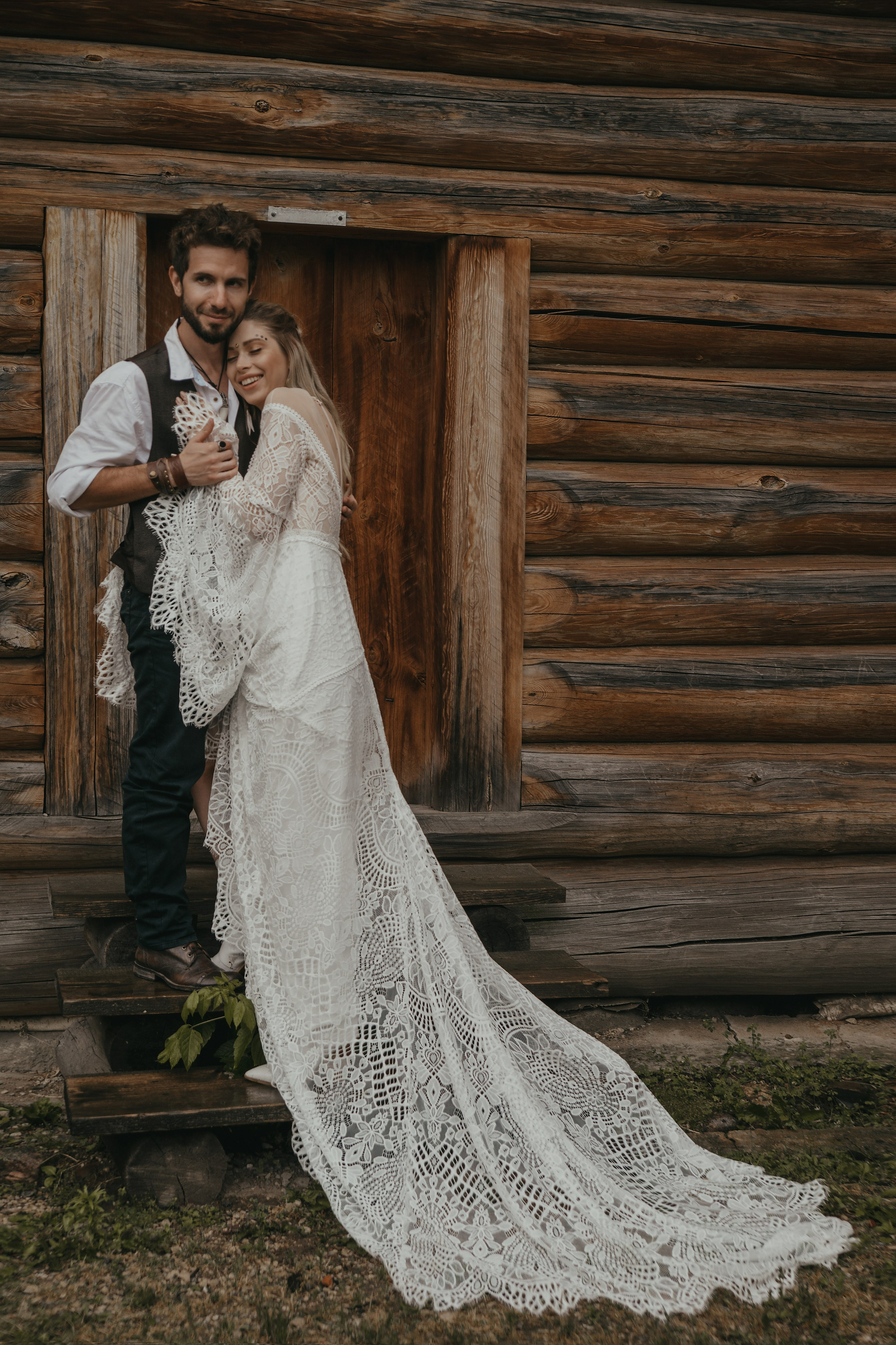 Зимняя фотосессия в парке с собакой. Фотограф Москва: тематическая фотосессия с подбором образа