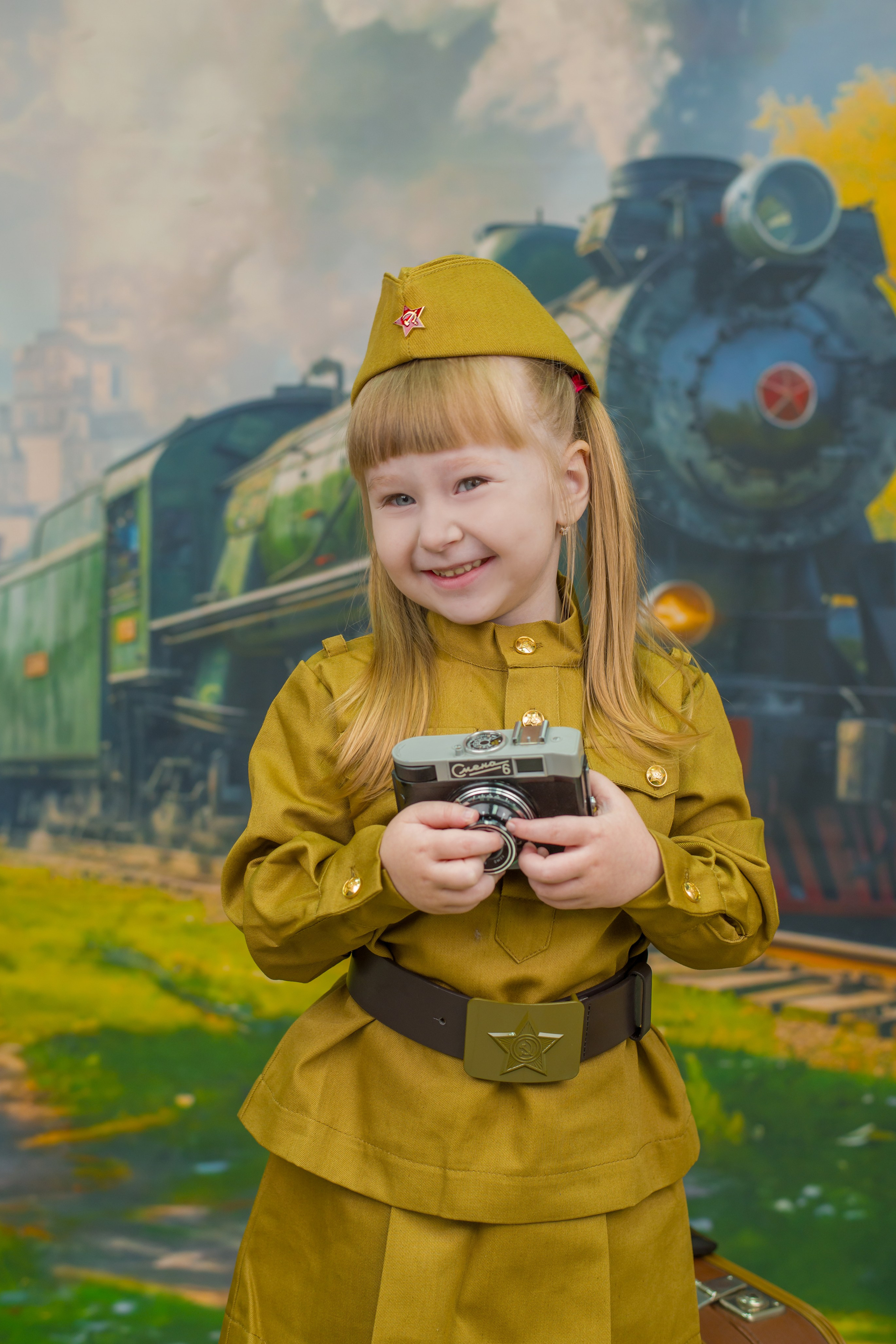 Тематические съёмки. Фотосессия для детей и выпускников | Mega Foto — Сургут