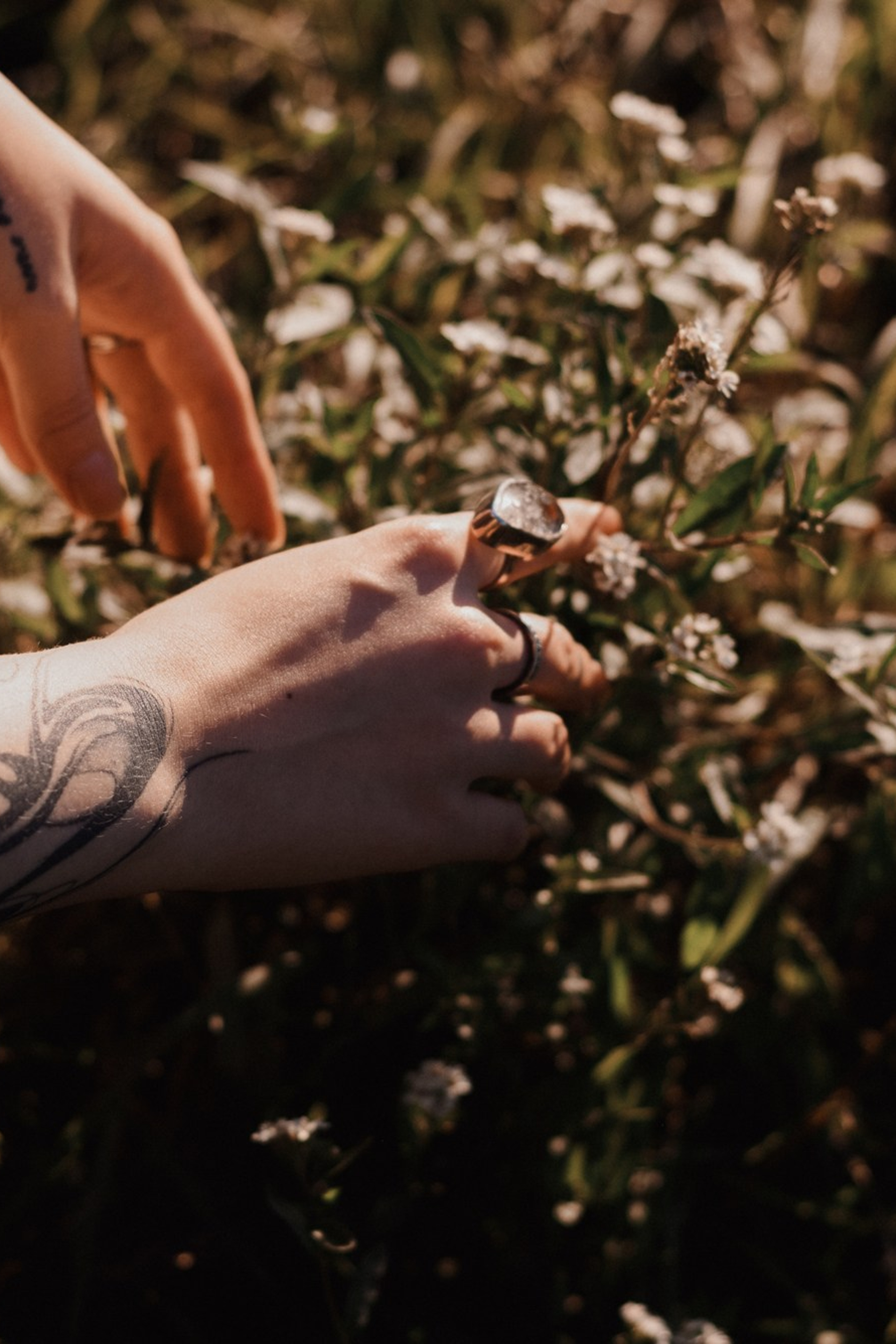 Фотосессия Love Story в Тюмени — стрит-стайл прогулка в Европейском районе. Портретный фотограф Тюмень Дарья Мустафина